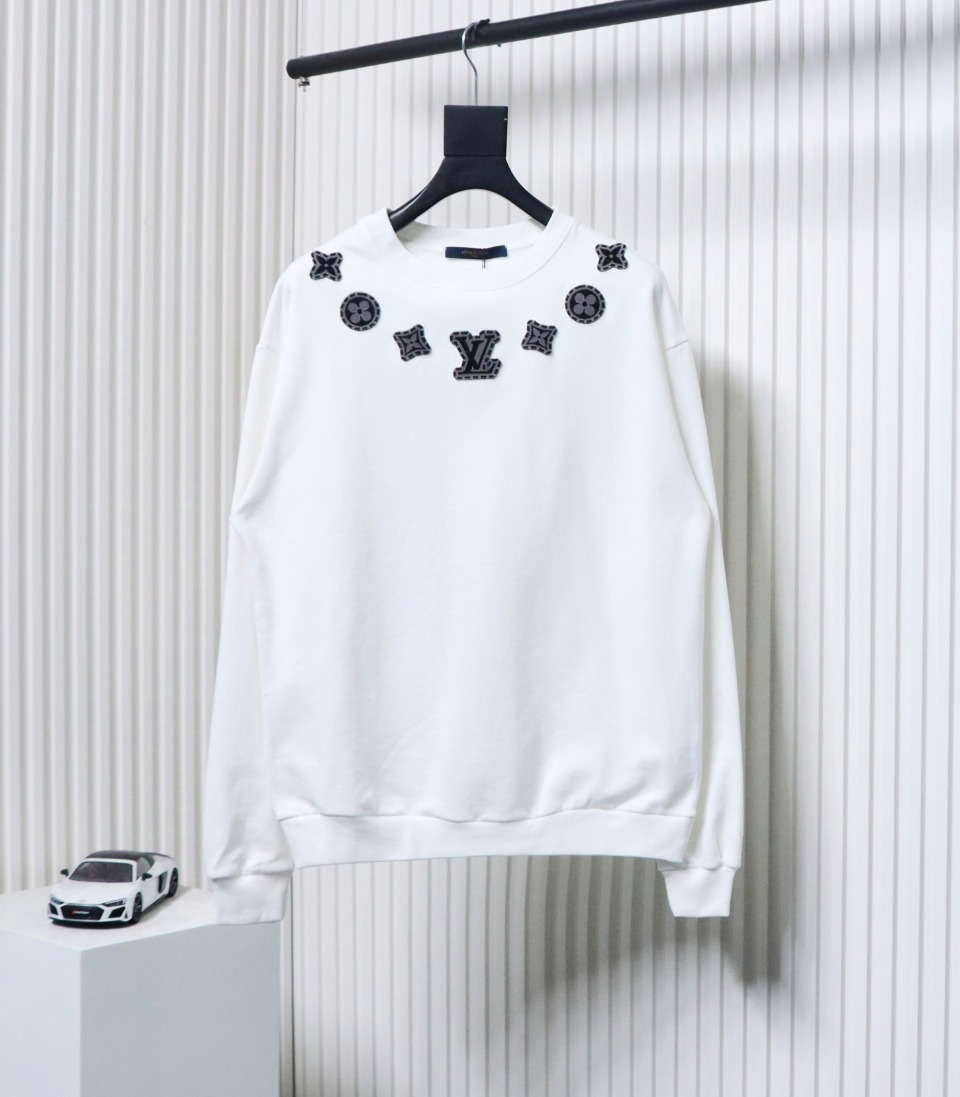 Louis Vuitton Neck Letter Towel Embroidered Round Neck Sweatshirt White