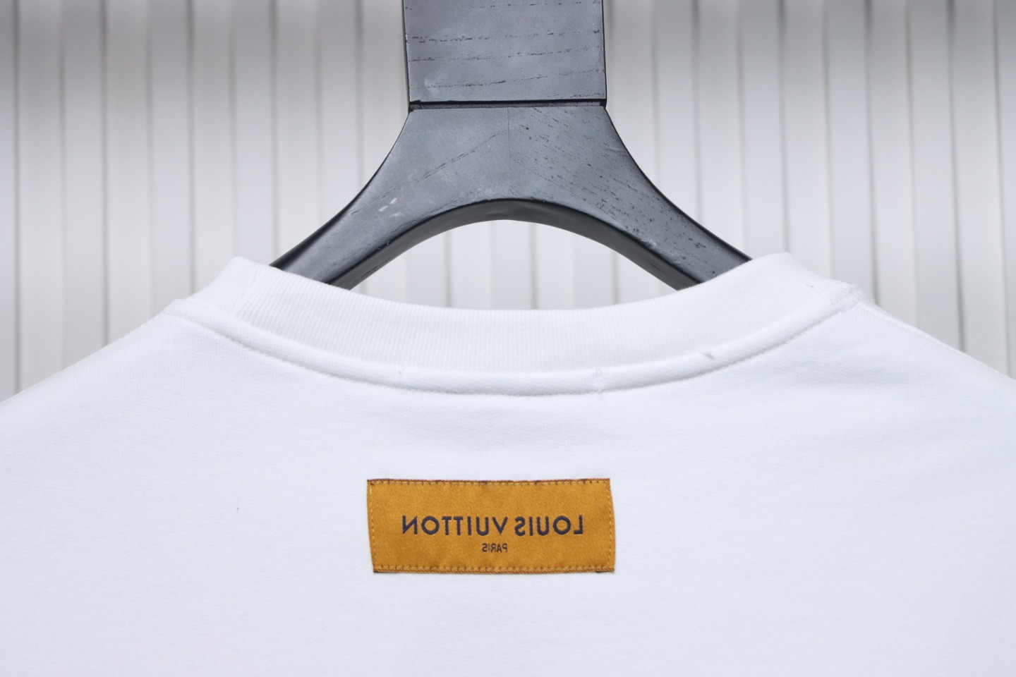 Louis Vuitton Neck Letter Towel Embroidered Round Neck Sweatshirt White