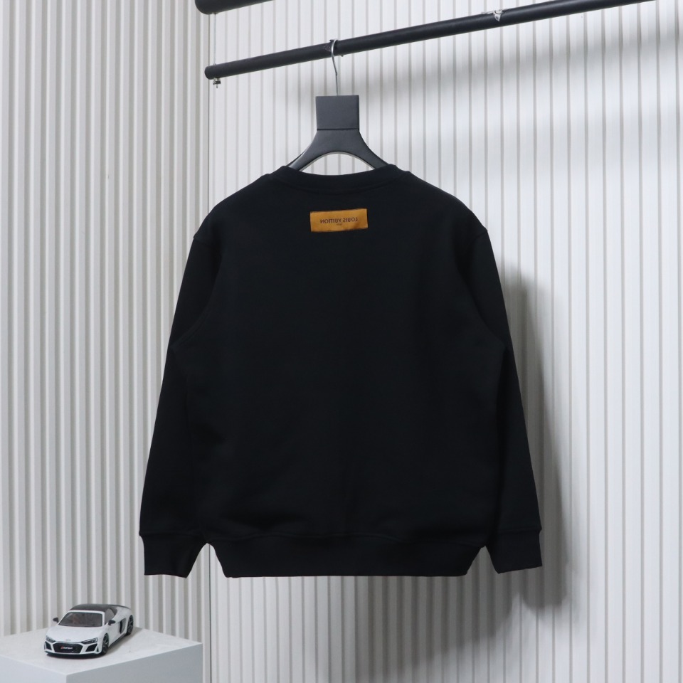 Louis Vuitton 24SS Reverse Logo Print Crew Neck Sweatshirt Black