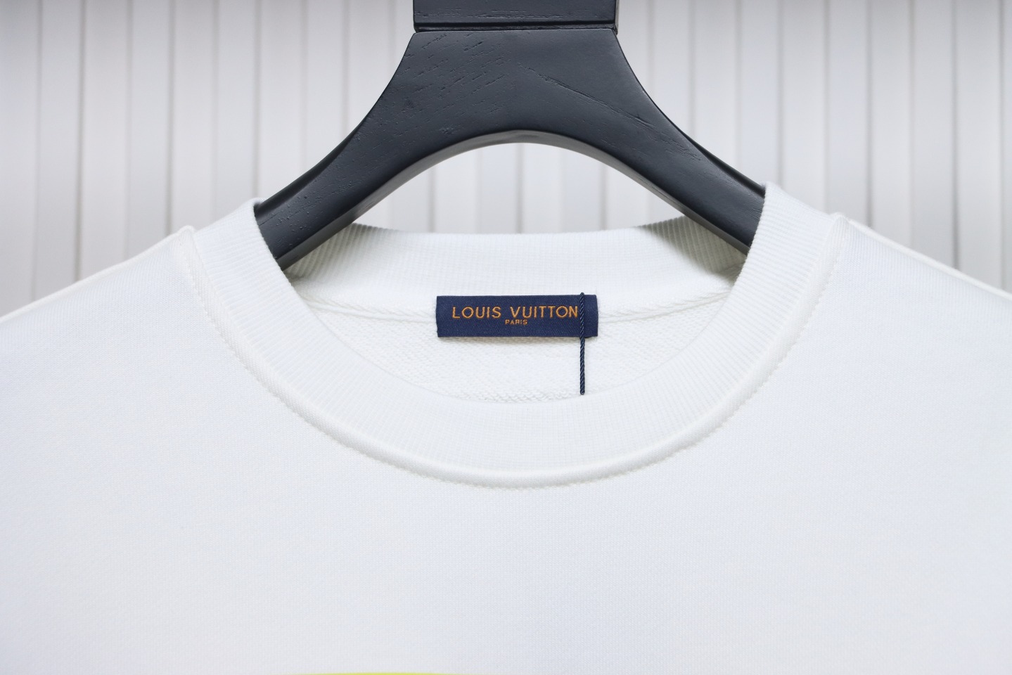 Louis Vuitton 24SS Reverse Logo Print Crew Neck Sweatshirt White