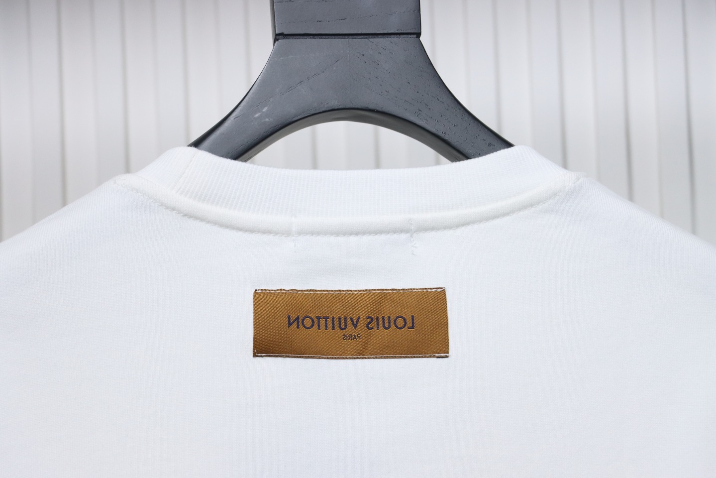 Louis Vuitton 24SS Reverse Logo Print Crew Neck Sweatshirt White