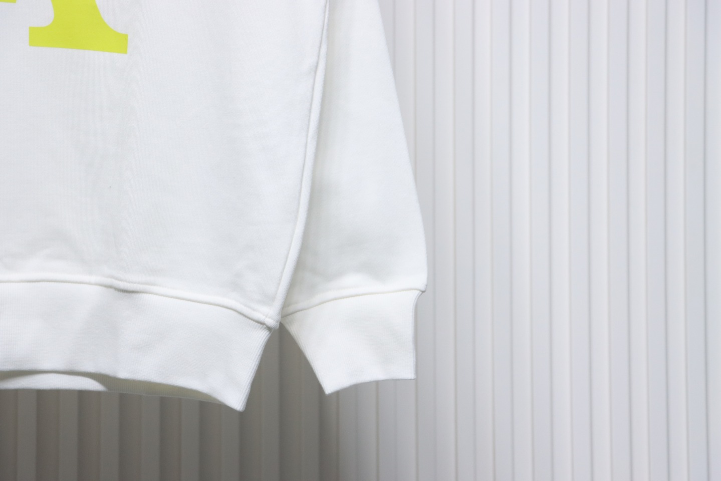 Louis Vuitton 24SS Reverse Logo Print Crew Neck Sweatshirt White