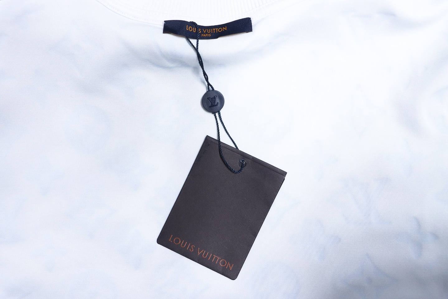 Louis Vuitton LV Full Print Gradient Round Neck Sweatshirt White