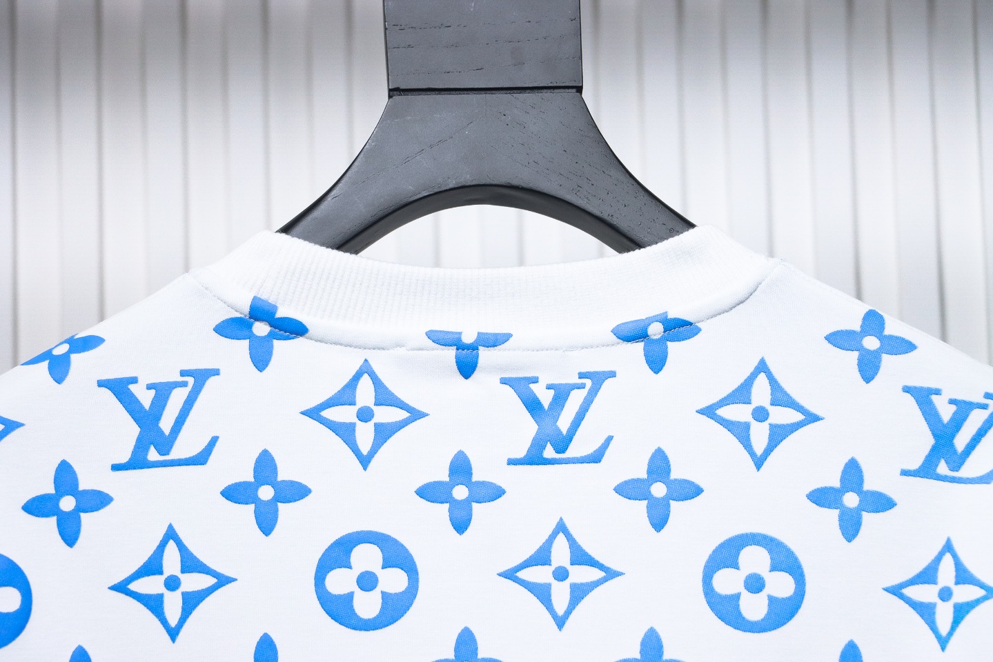 Louis Vuitton LV Full Print Gradient Round Neck Sweatshirt White