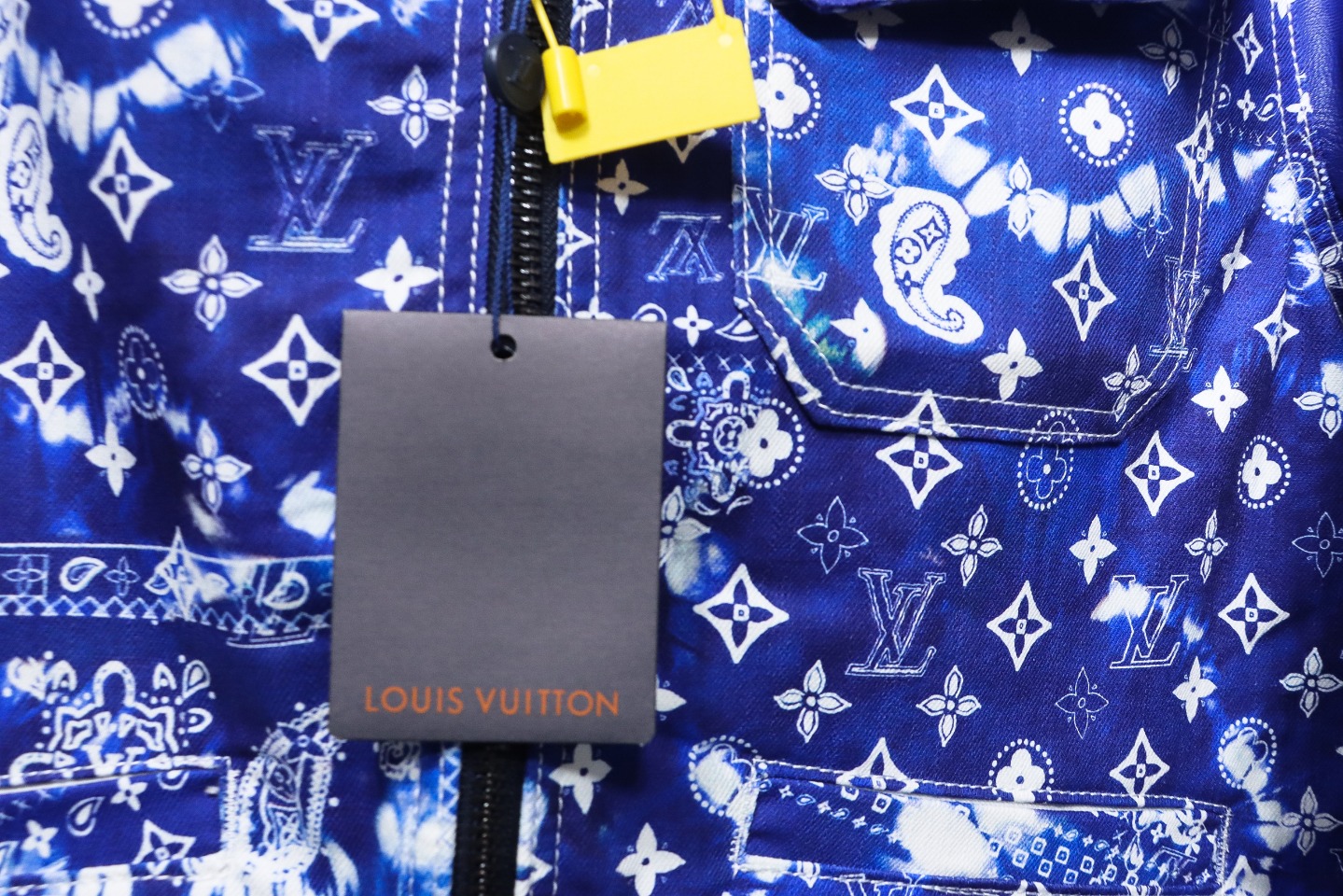 Louis Vuitton 22ss New Scarf Print Mixed Leather And Denim Jacket