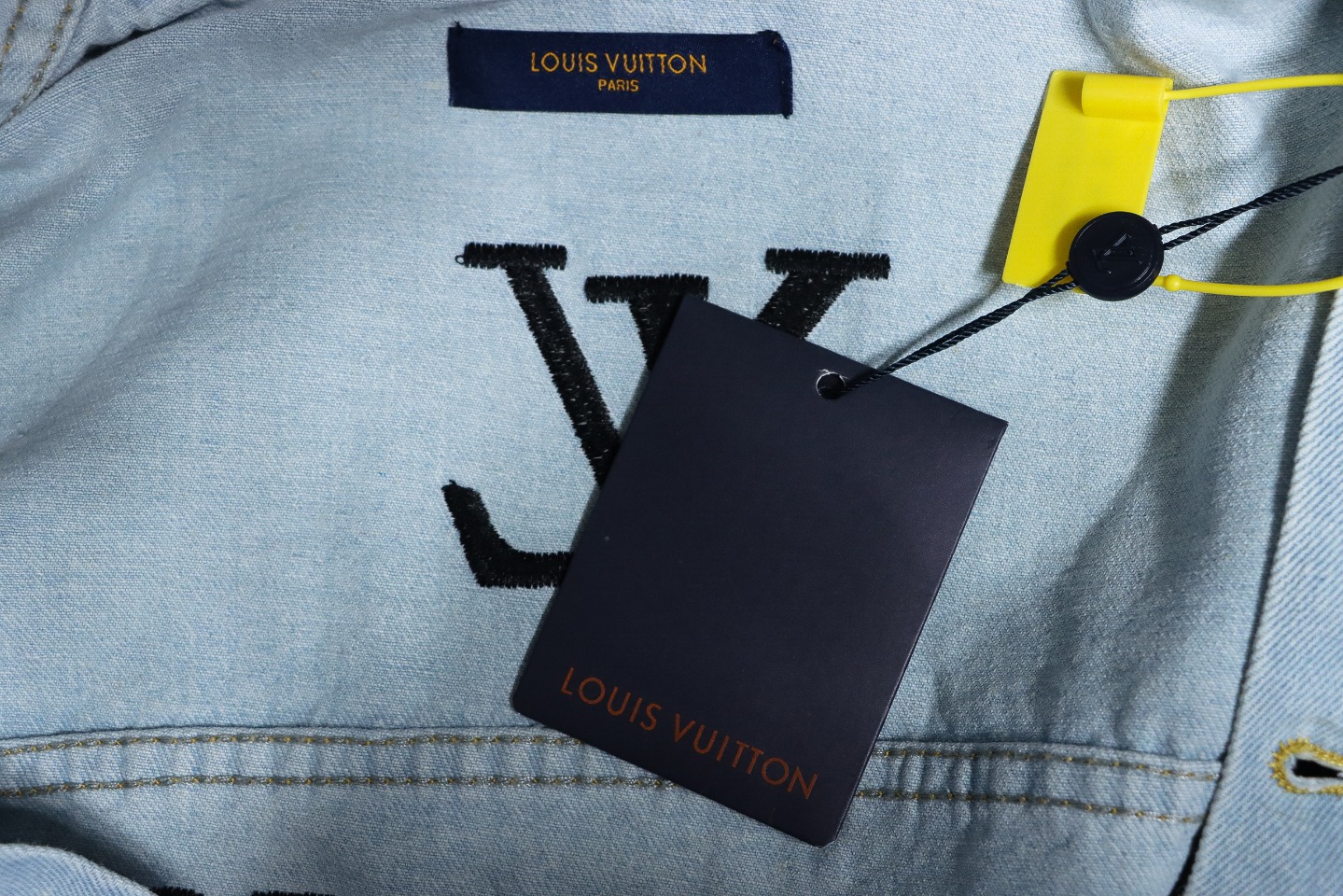 Louis Vuitton Gypsophila Hot Diamond Embroidered Denim Jacket Blue