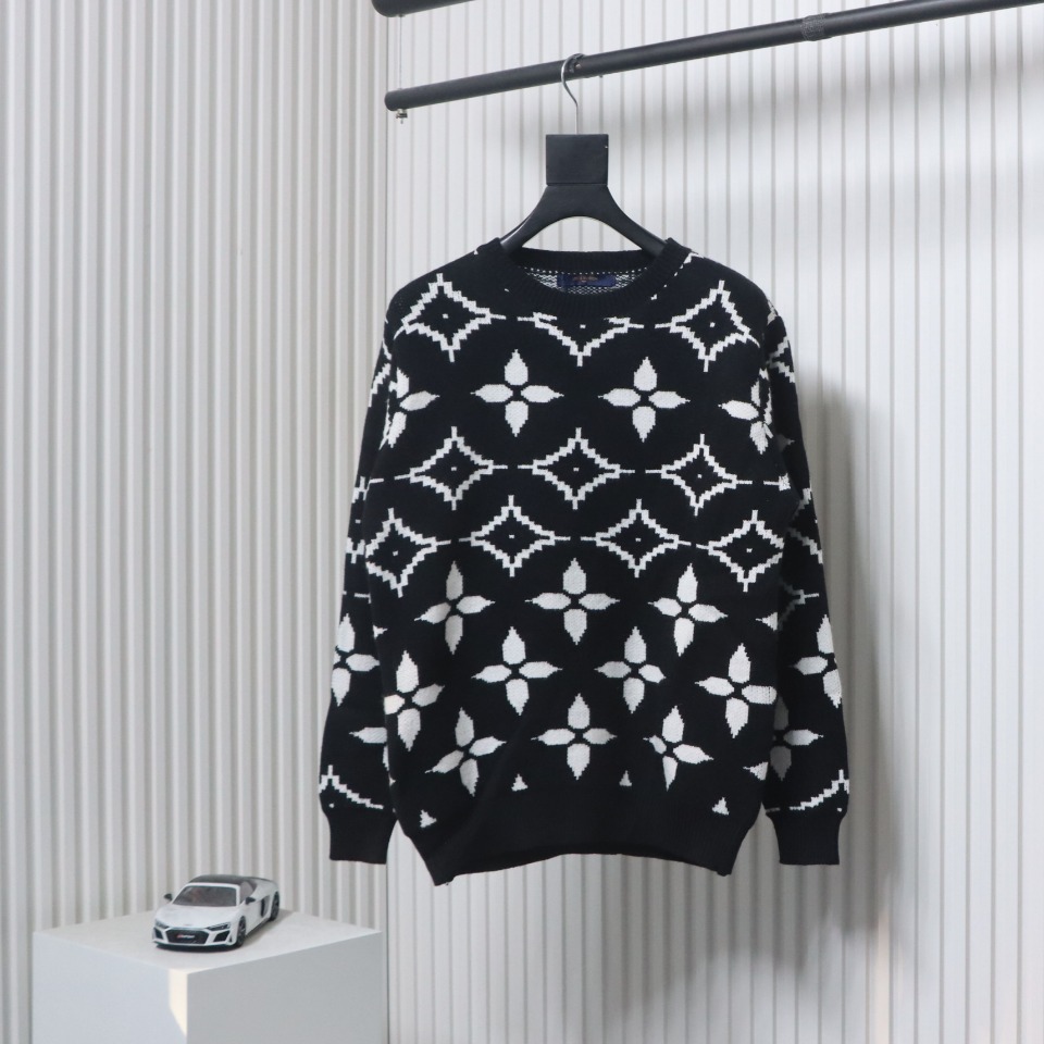 Louis Vuitton Monogram PrintDouble-Line Jacquard Sweater