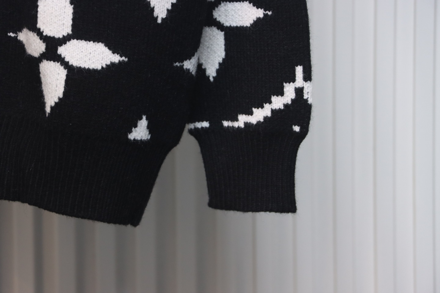 Louis Vuitton Monogram PrintDouble-Line Jacquard Sweater
