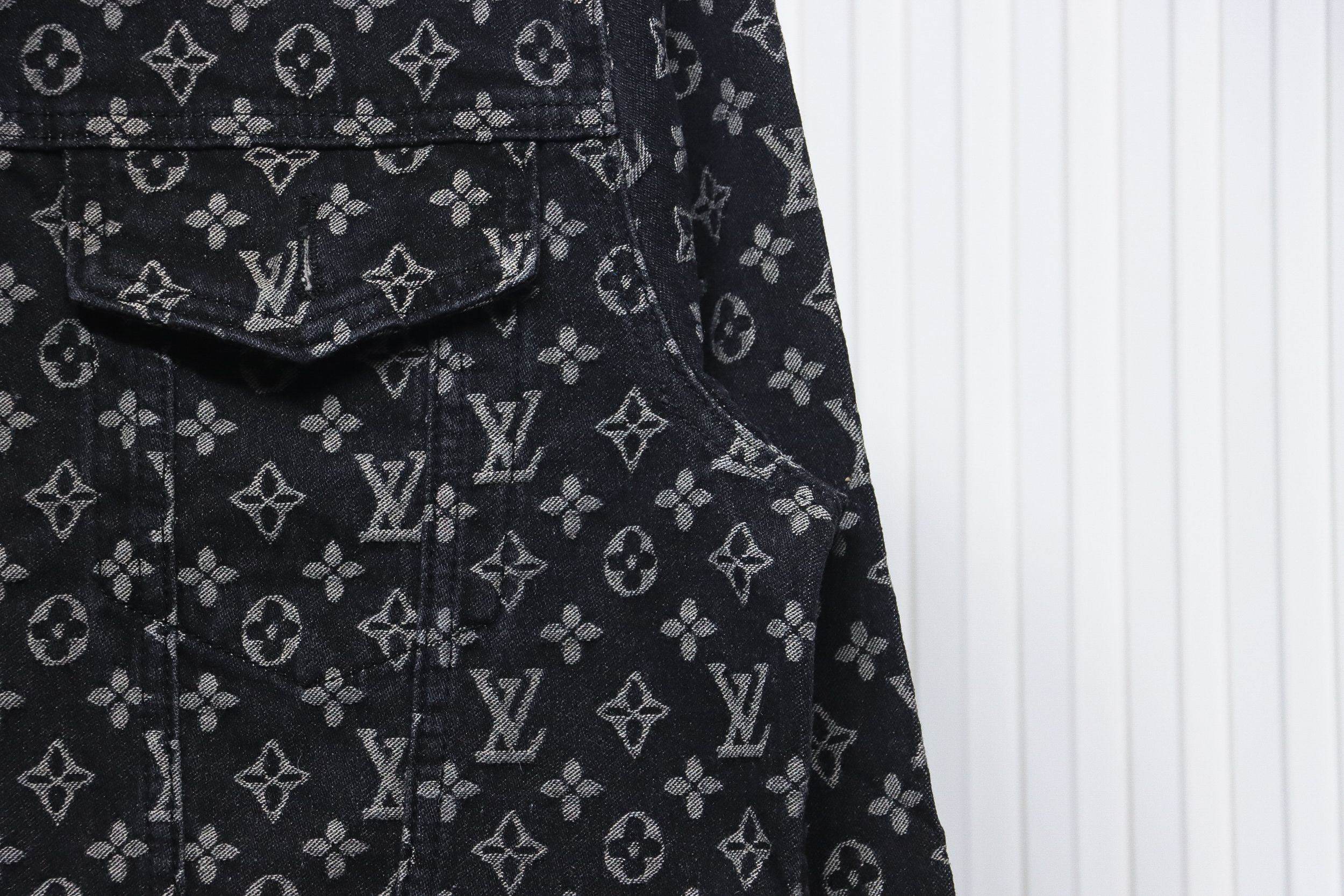 Louis Vuitton Simple All-Over Jacquard Logo Denim Jacket