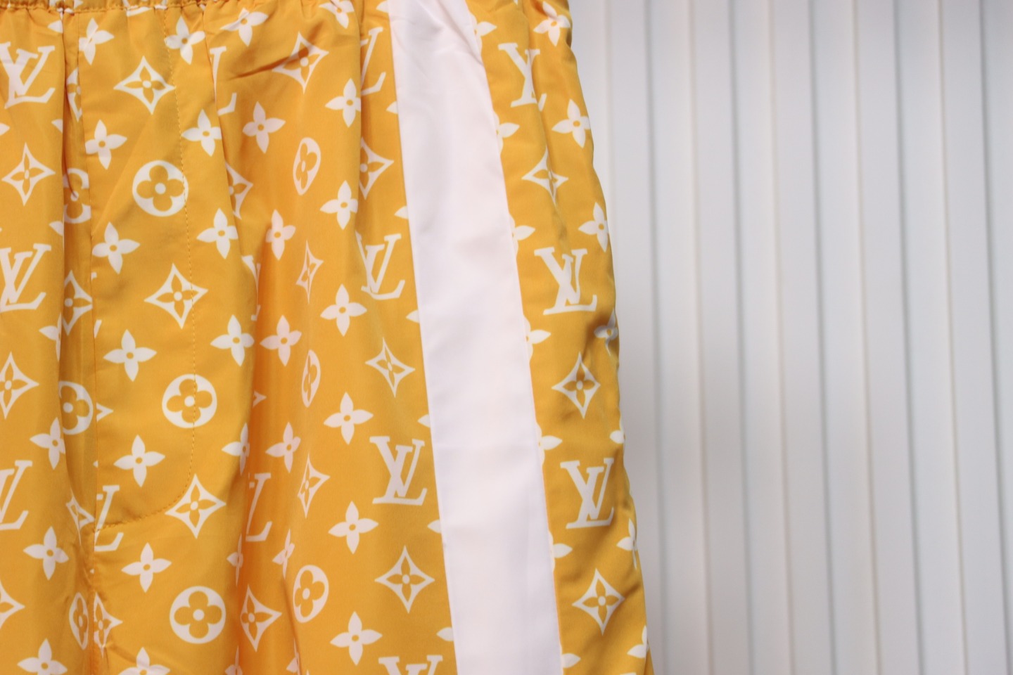 Louis Vuitton 24Fw All Over Print Monogram Contrast Color Trousers