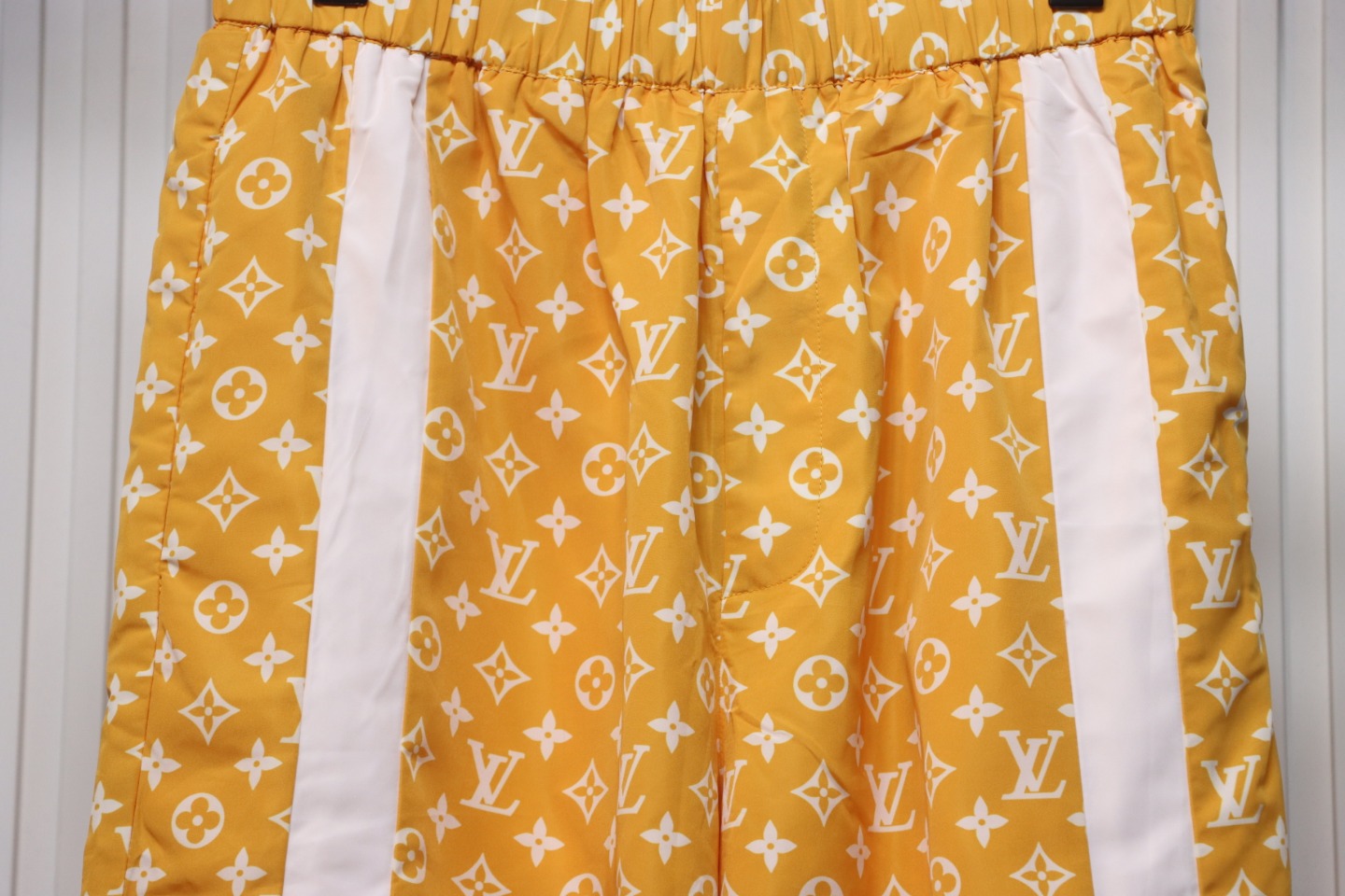 Louis Vuitton 24Fw All Over Print Monogram Contrast Color Trousers
