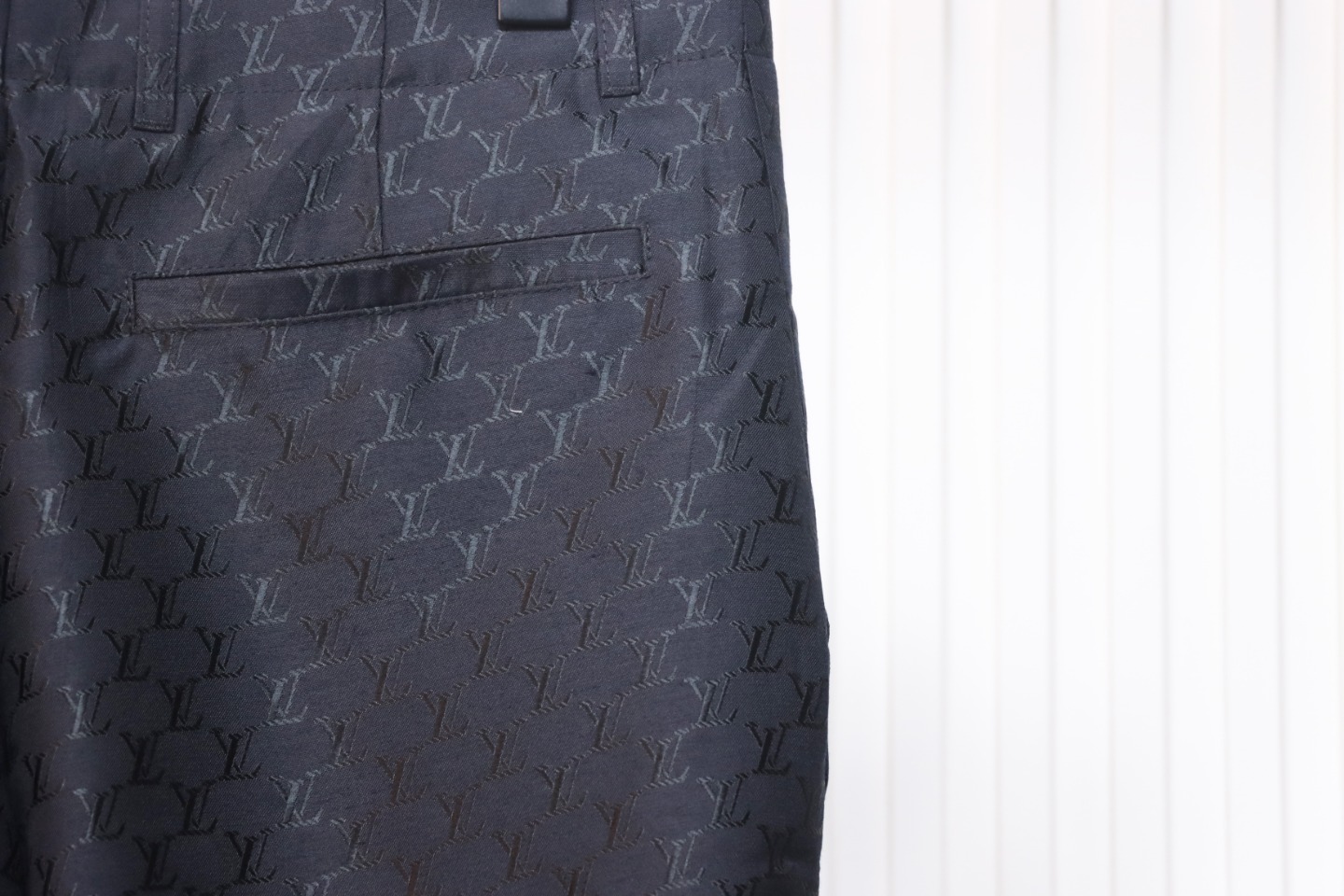Louis Vuitton 24FW All Over Printed Dark Pattern Trousers