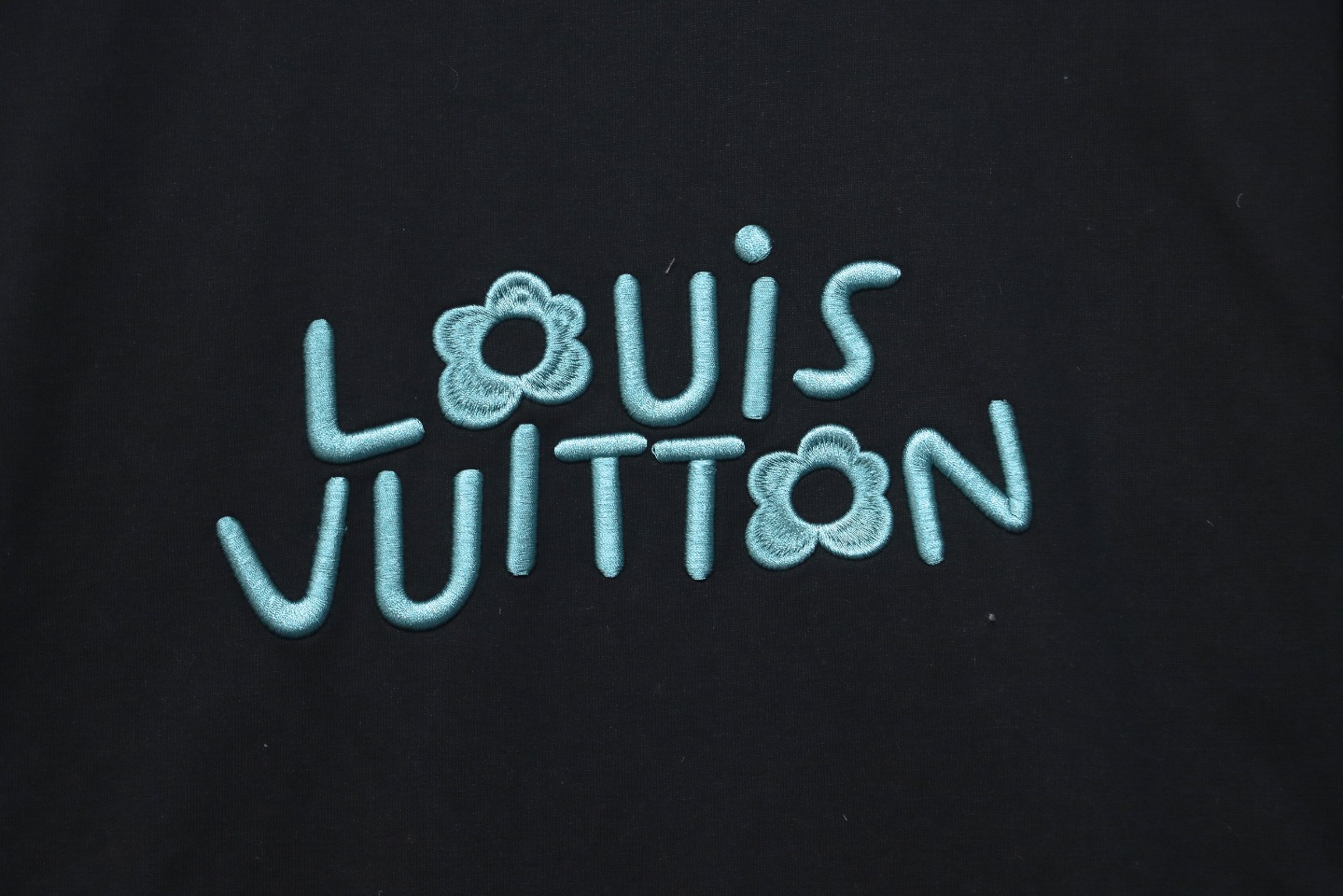 Louis Vuitton 24Fw Small Blue Flower Logo Embroidered Letters Long Sleeve T-shirt Black