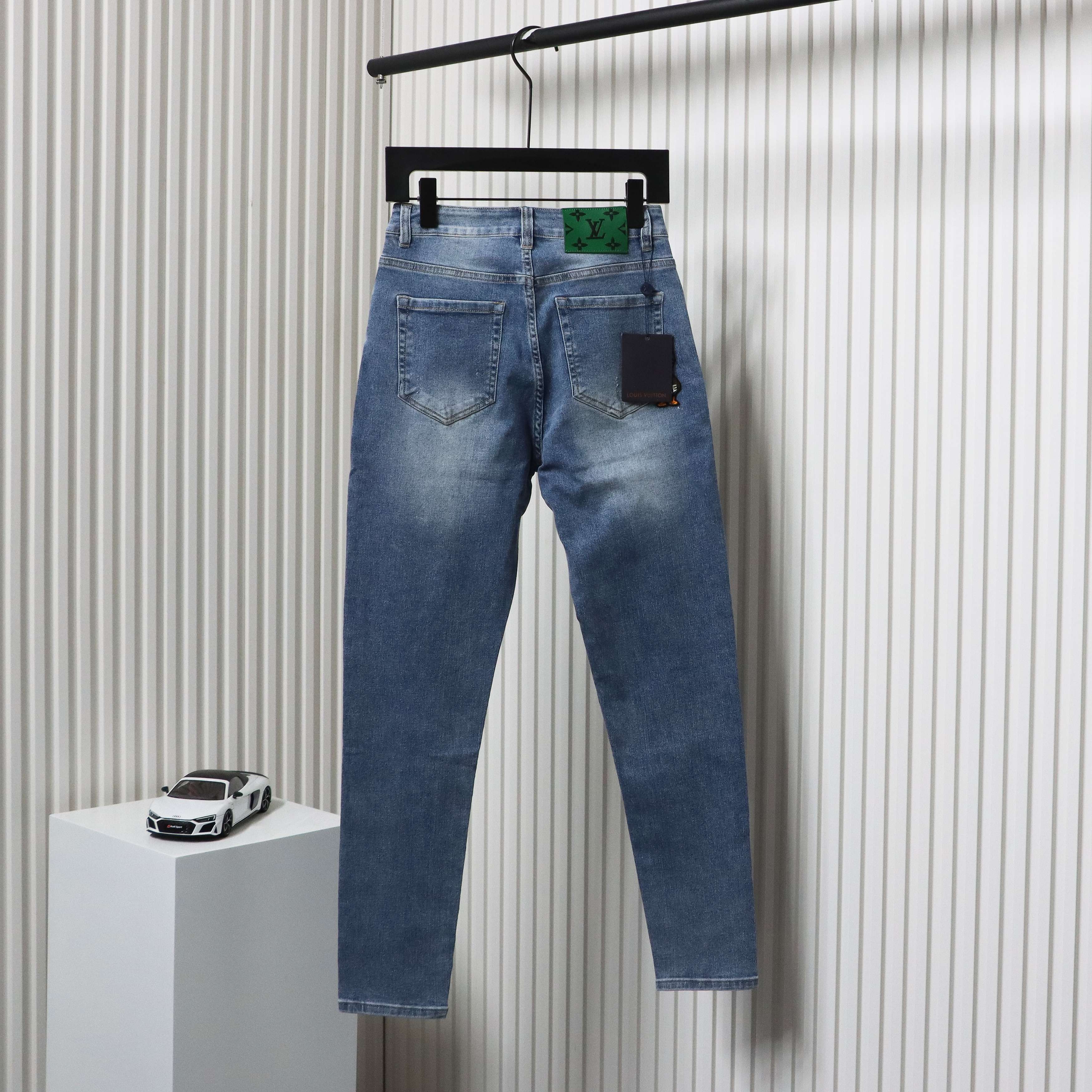Louis Vuitton 24SS Duck Patch Embroidered Jeans