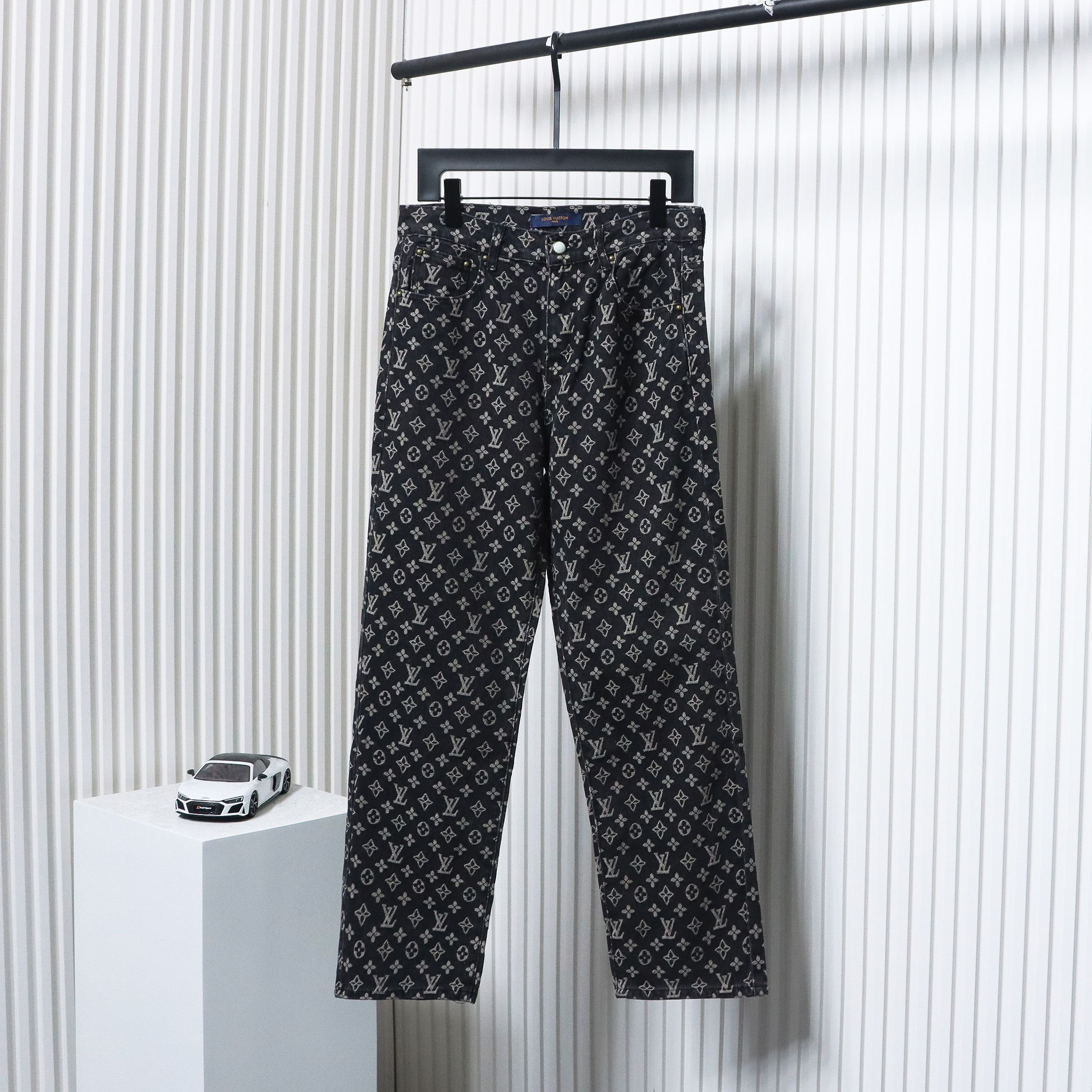 Louis Vuitton Simple All Over Printed Jacquard Logo Jeans