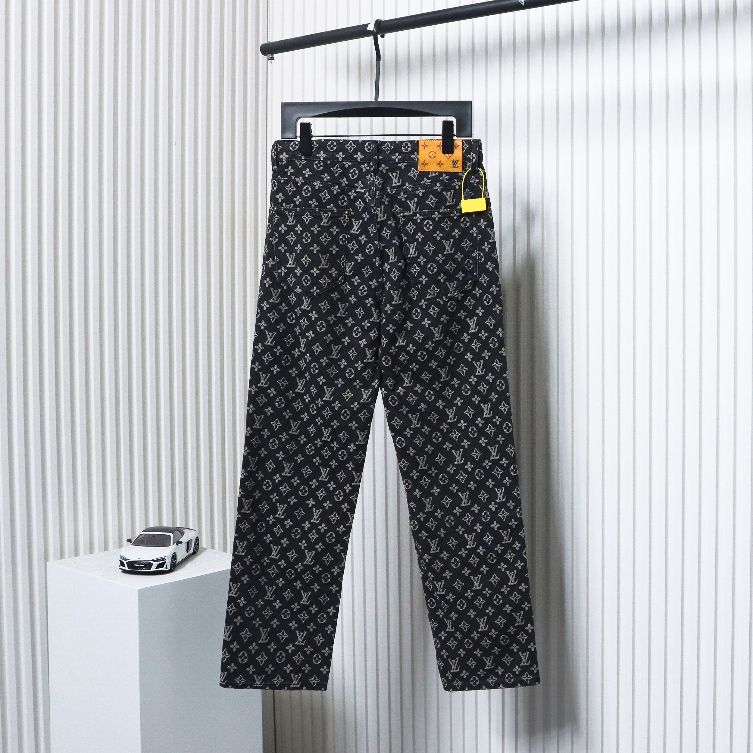 Louis Vuitton Simple All Over Printed Jacquard Logo Jeans