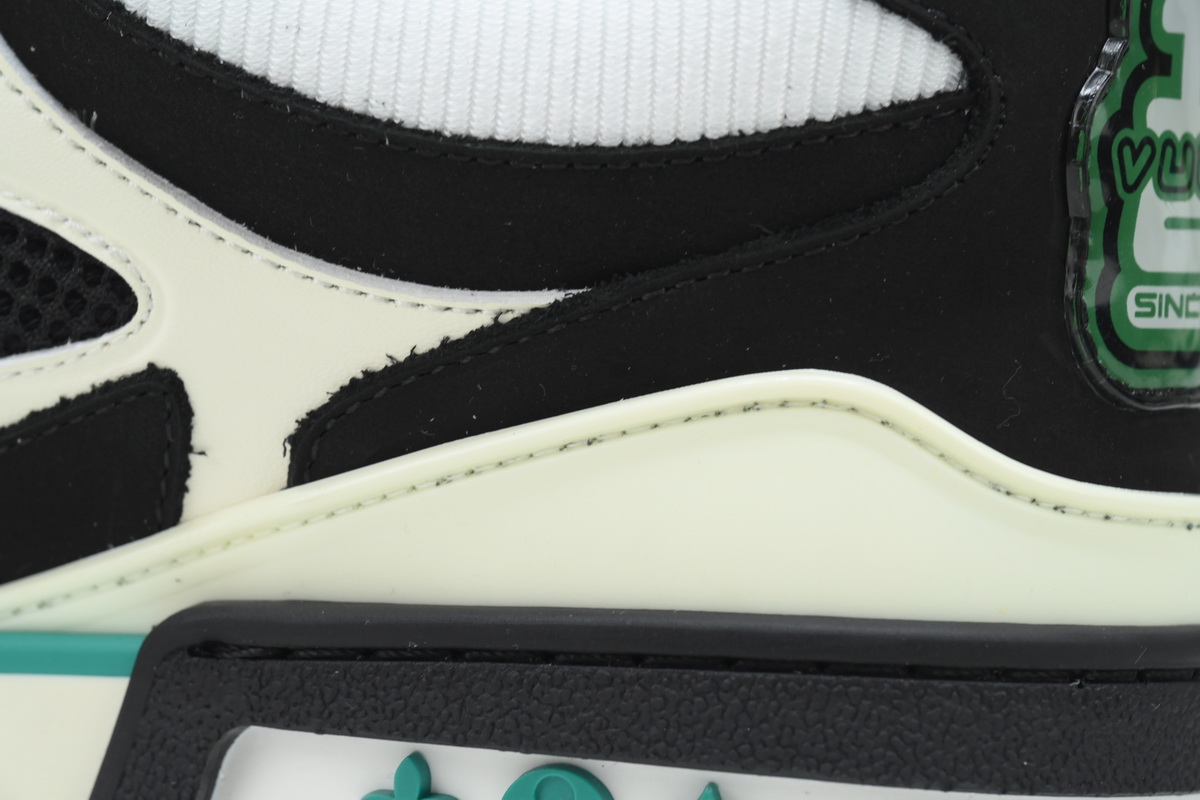 Louis Vuitton Trainer Black Green