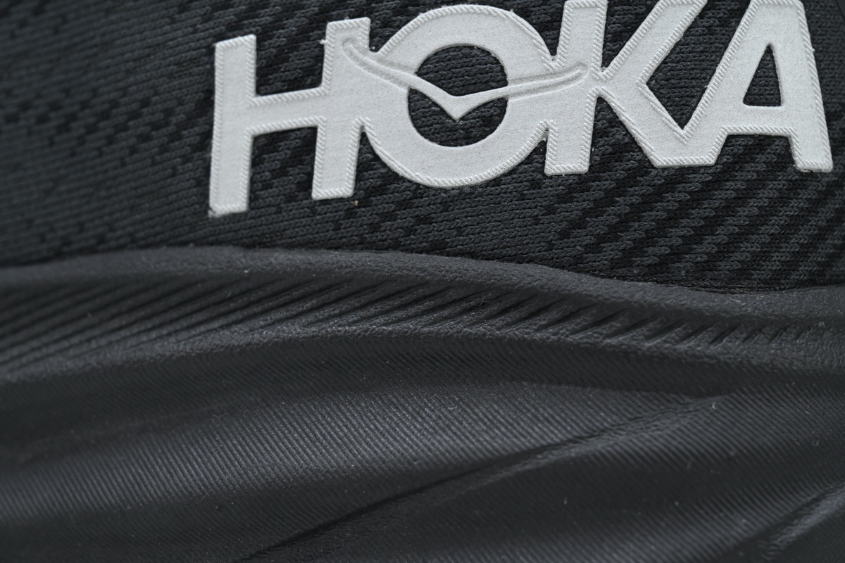 Hoka Clifton 9 GORE-TEX Triple Black 1141470-BBLC
