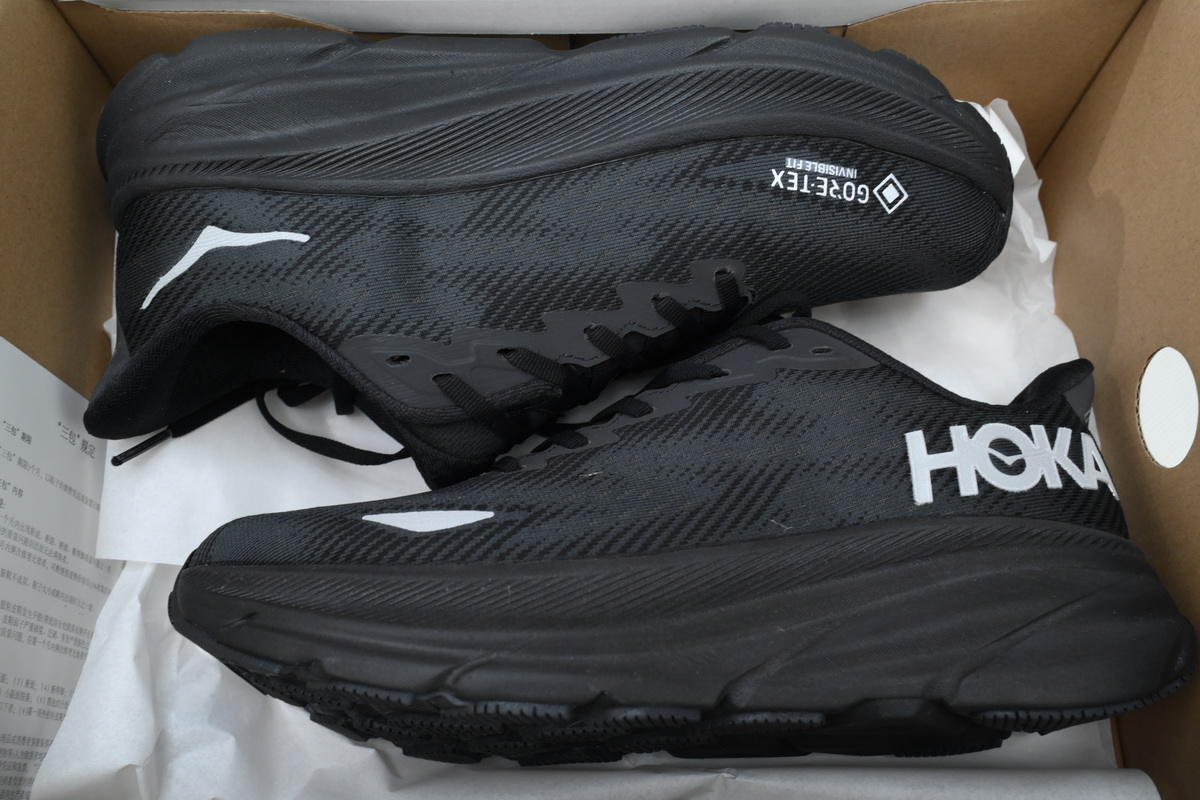 Hoka Clifton 9 GORE-TEX Triple Black 1141470-BBLC