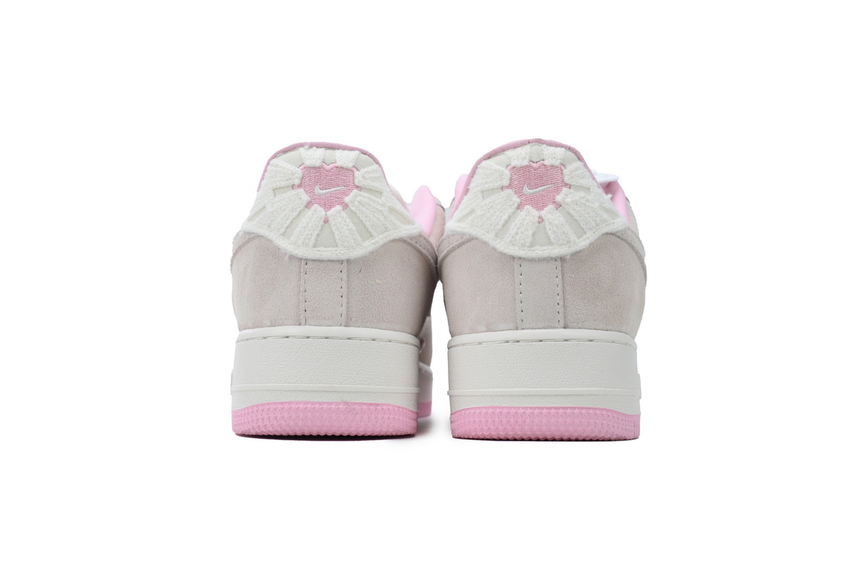 Nike Air Force 1 Low Valentine's Day 2025 HV5992-111