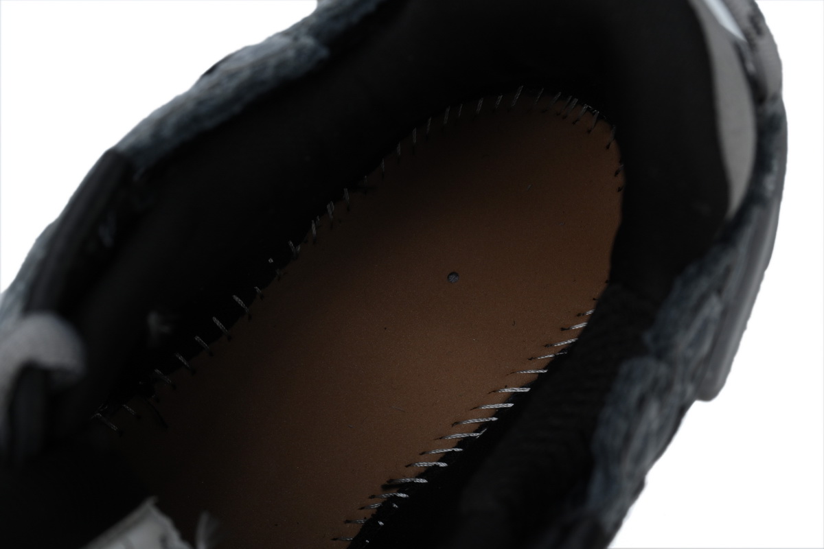 Balenciaga Runner All Black Gray 677402 W3RB2 1515