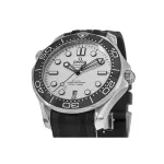 Omega Seamaster Diver 300M White Dial Rubber Strap Men's Watch 210.32.42.20.04.001