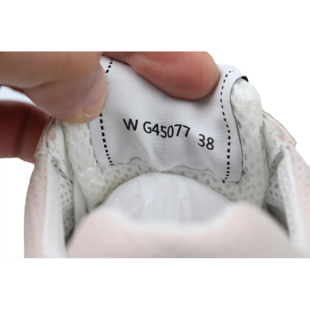 Chanel CC Logo Sneaker Pink
