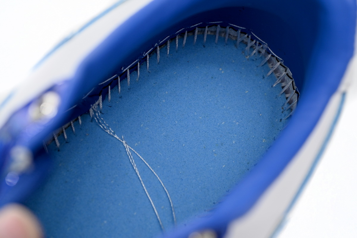 A Bathing Ape Bape Sta Low White and Blue Border 1J30-191-017