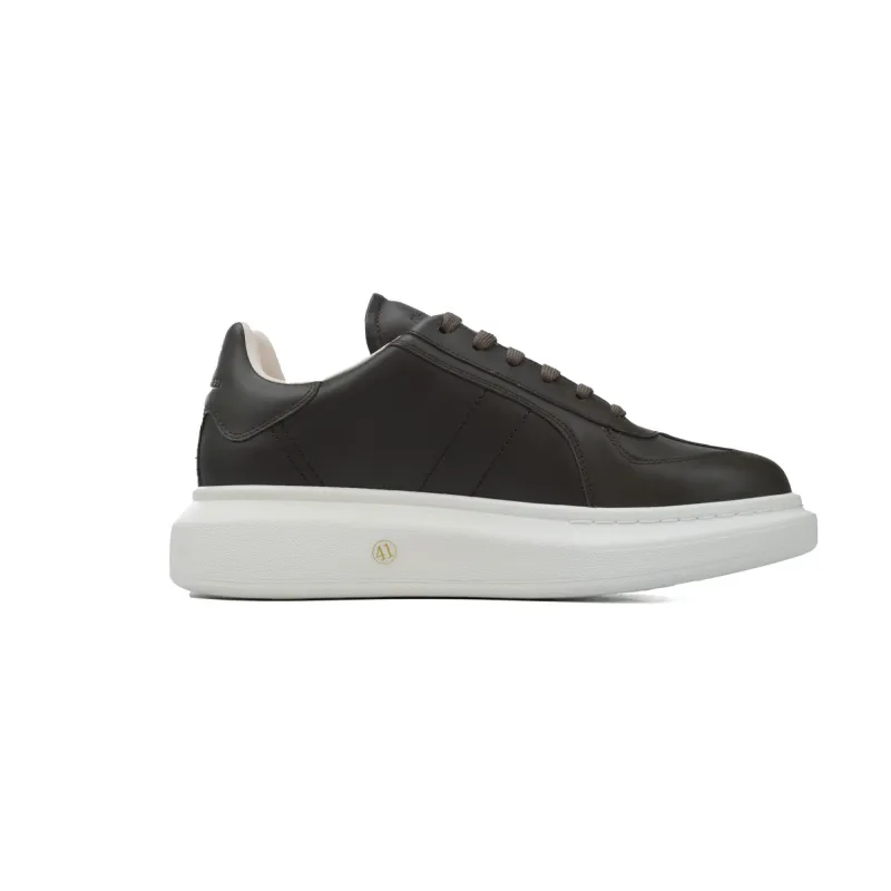 Alexander McQueen Sneaker Black and White