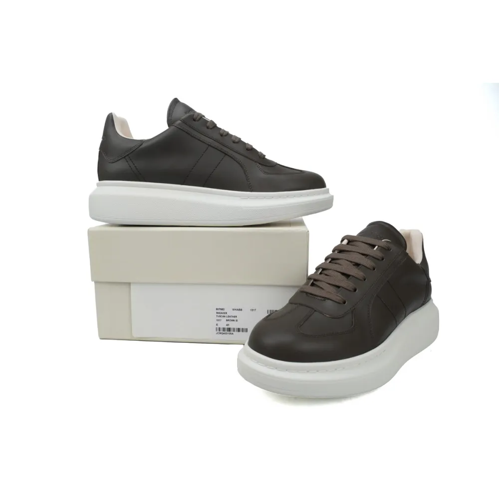 Alexander McQueen Sneaker Black and White