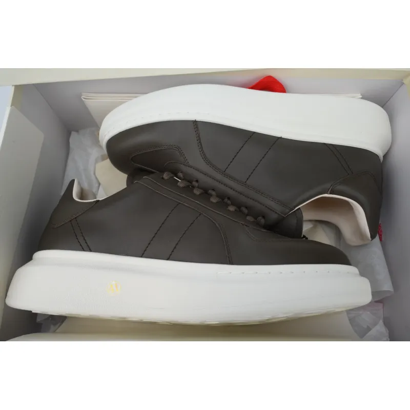 Alexander McQueen Sneaker Black and White