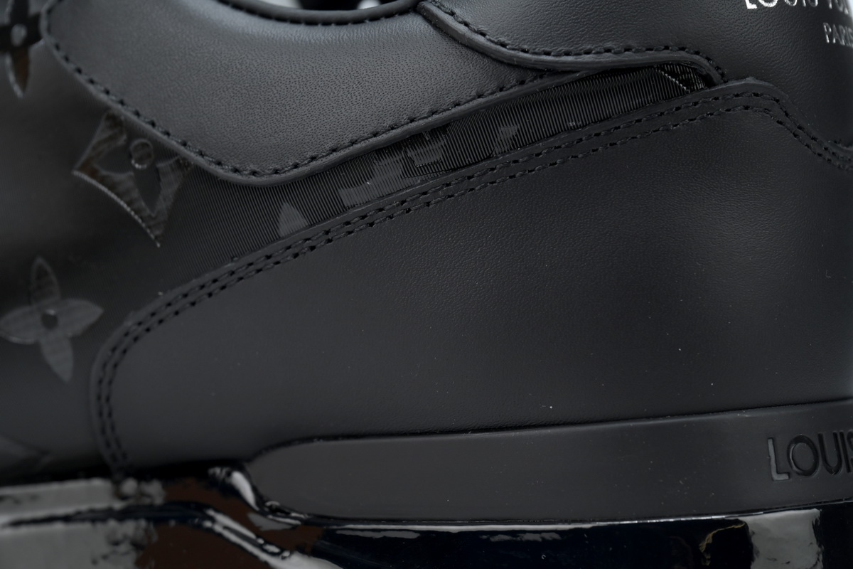 Louis Vuitton Run Away Black