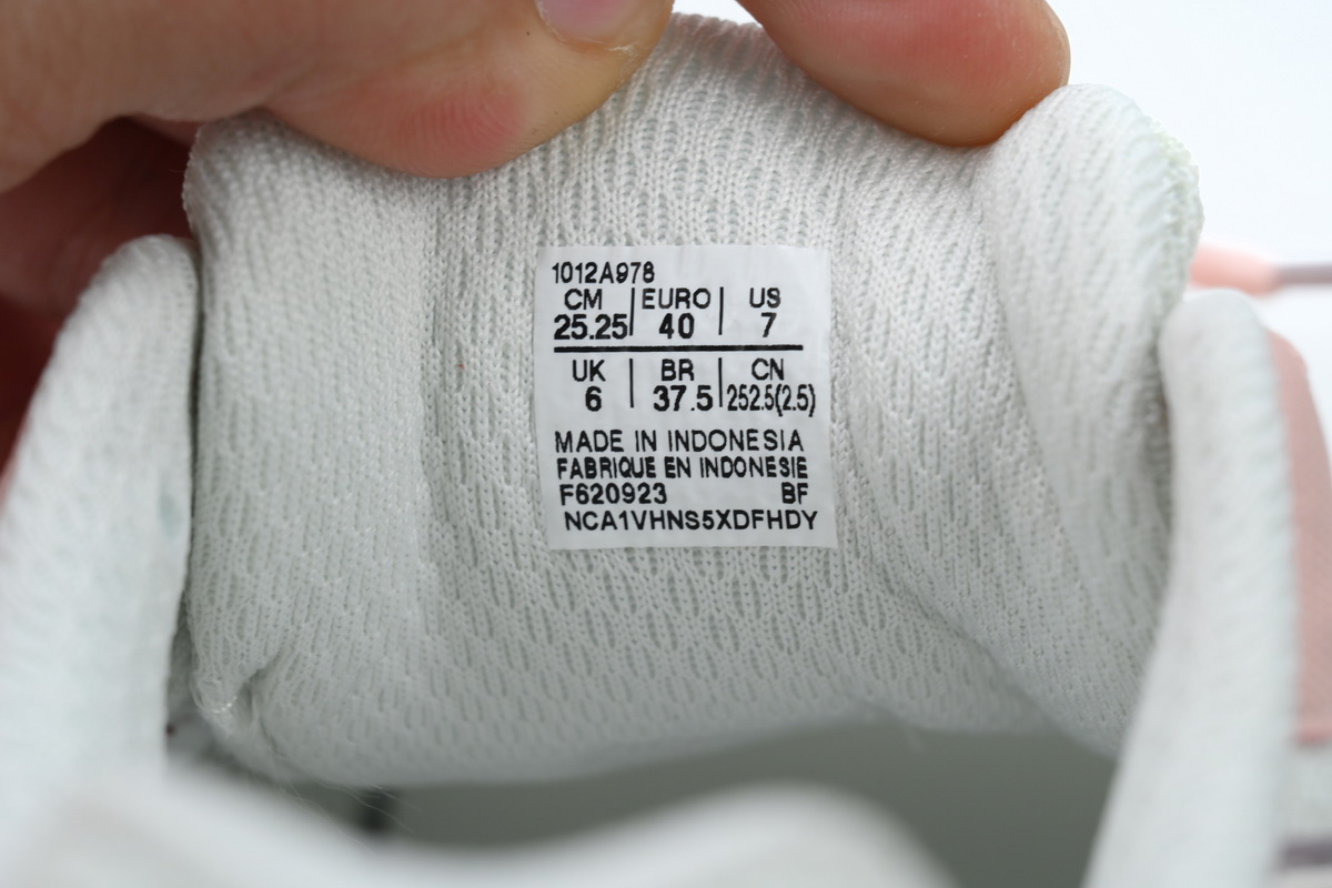 Asics Gel Kahana 8 'White Pink' 1012A978-103