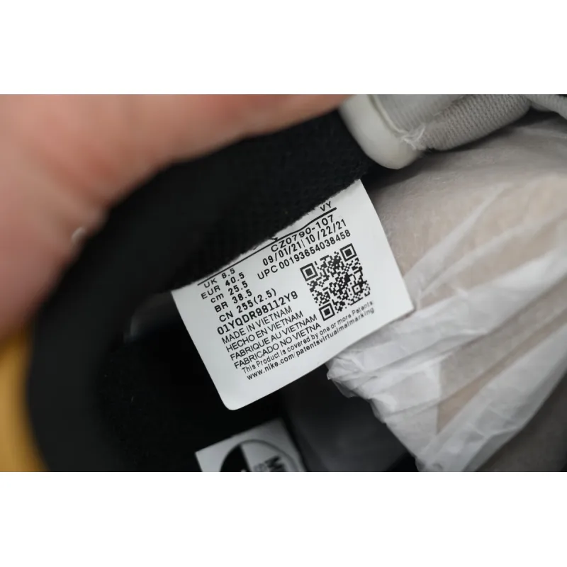 Air Jordan 1 Retro Low OG 'Rookie of the Year' CZ0790-107