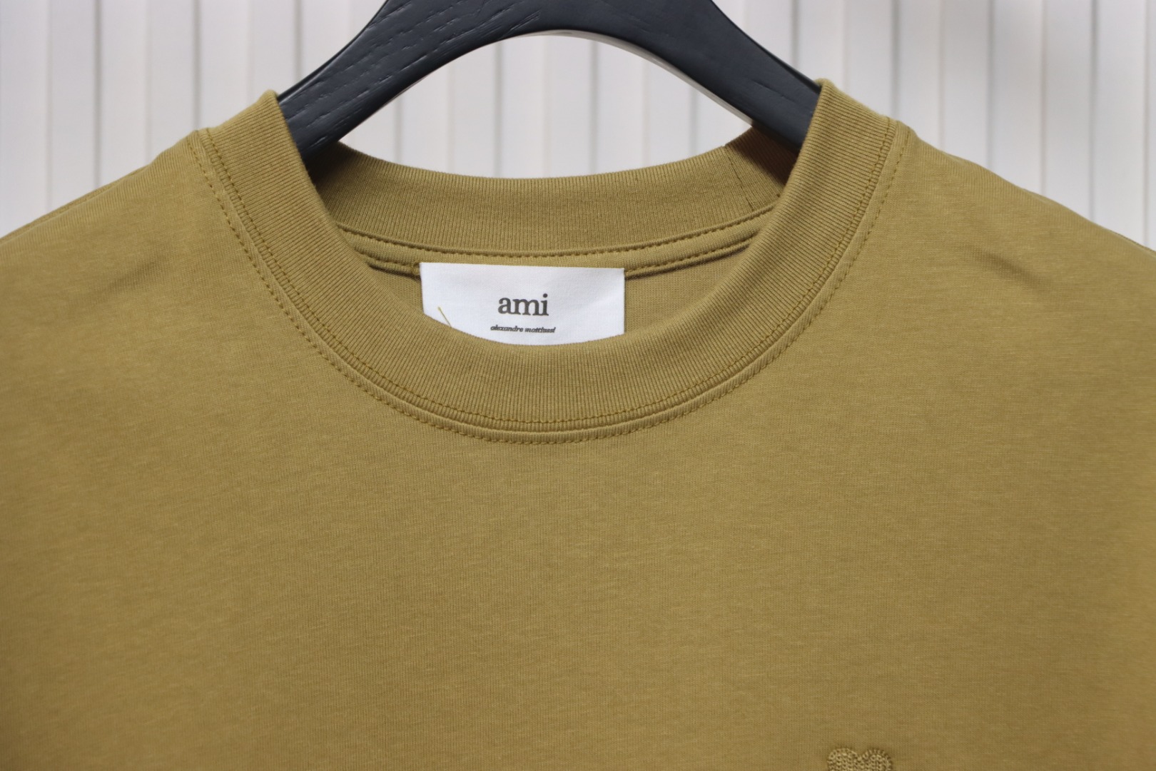 Ami Paris 25SS Embroidered Heart Short Sleeve T-shirt Khaki
