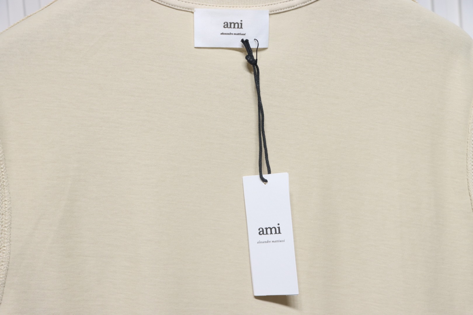 Ami Paris 25SS embroidered heart short-sleeved T-shirt Beige