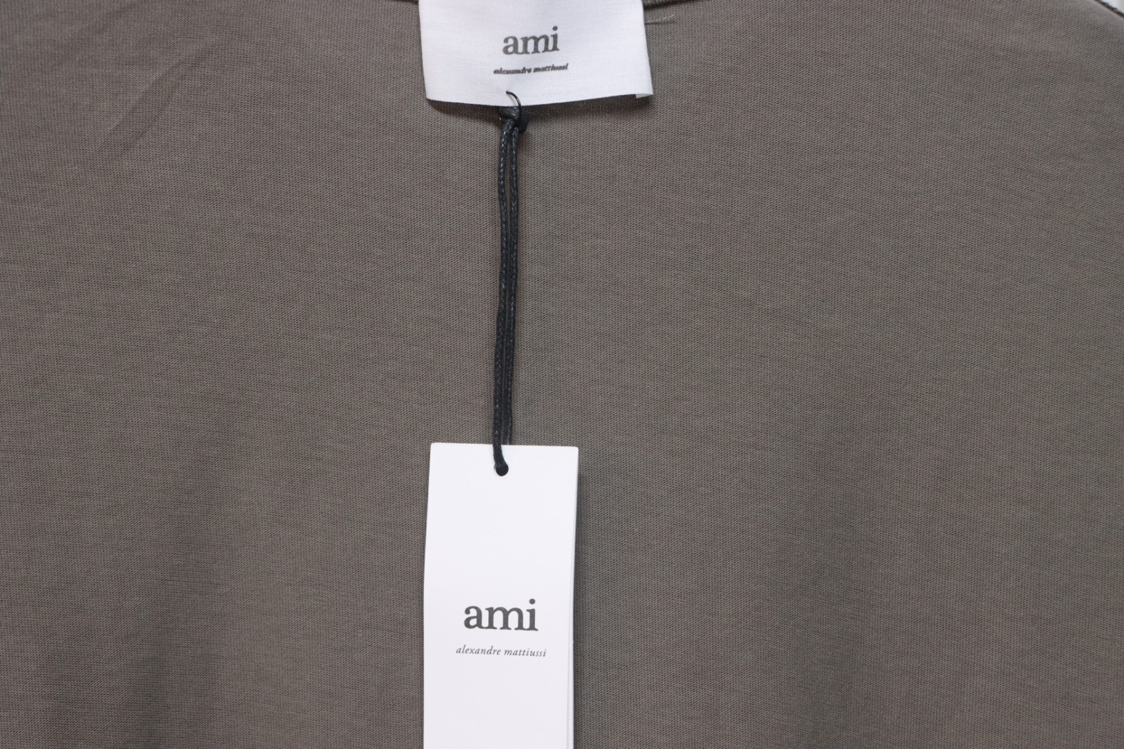 Ami Paris 25SS embroidered heart short-sleeved T-shirt Grey