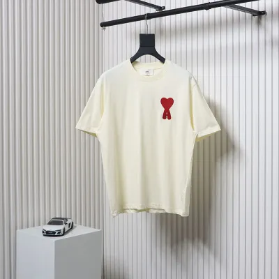 Ami Paris 25SS Towel Embroidery Heart Short Sleeve T-shirt Beige 02
