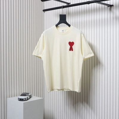 Ami Paris 25SS Towel Embroidery Heart Short Sleeve T-shirt Beige 02