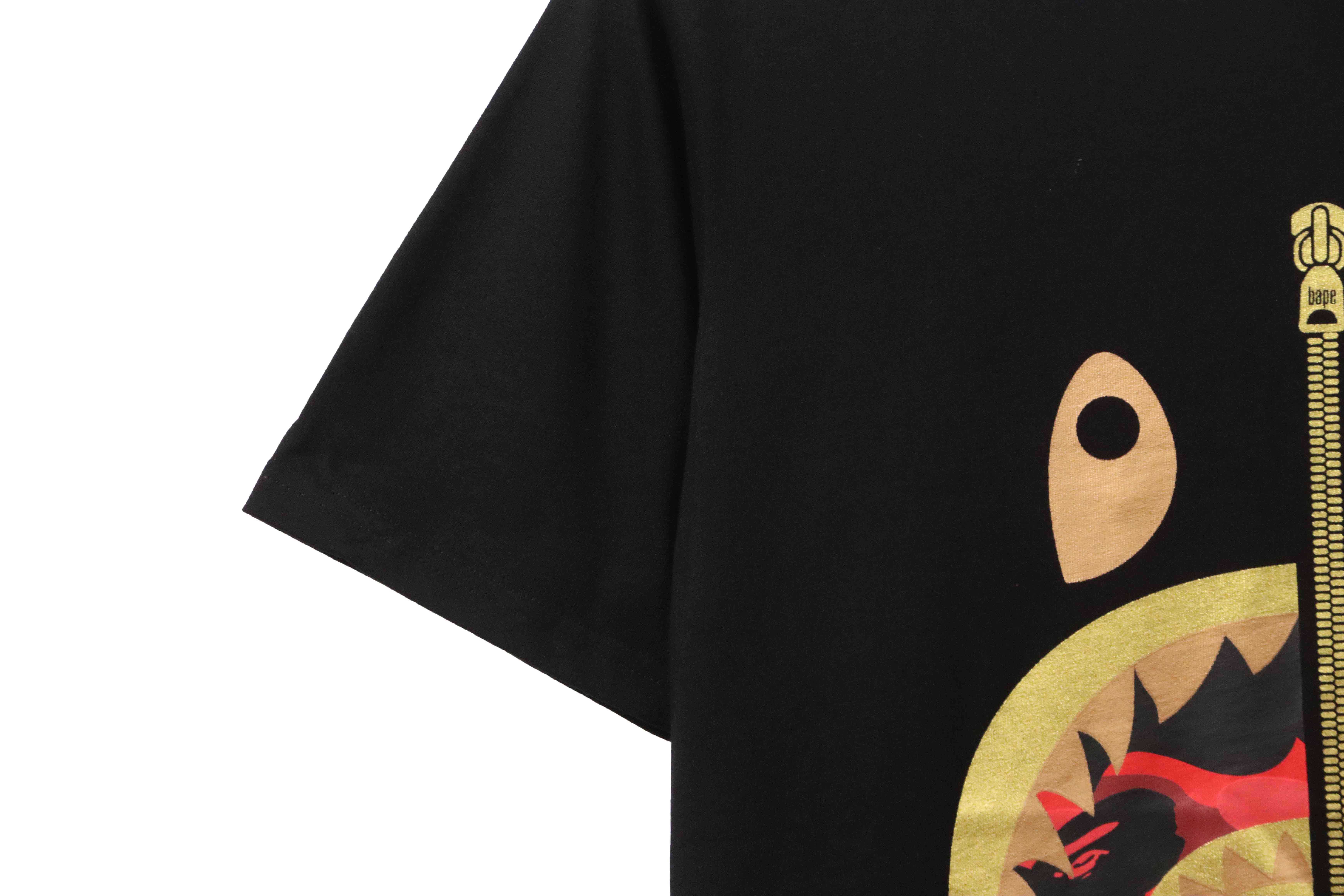 APE Camouflage Shark Mouth Zipper Short Sleeve Black and Red