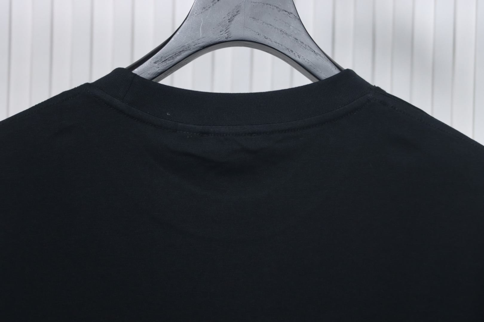 Burberry 25ss Warhorse Toothbrush Embroidery and Ink Splash Print Short Sleeve T-shirt Black