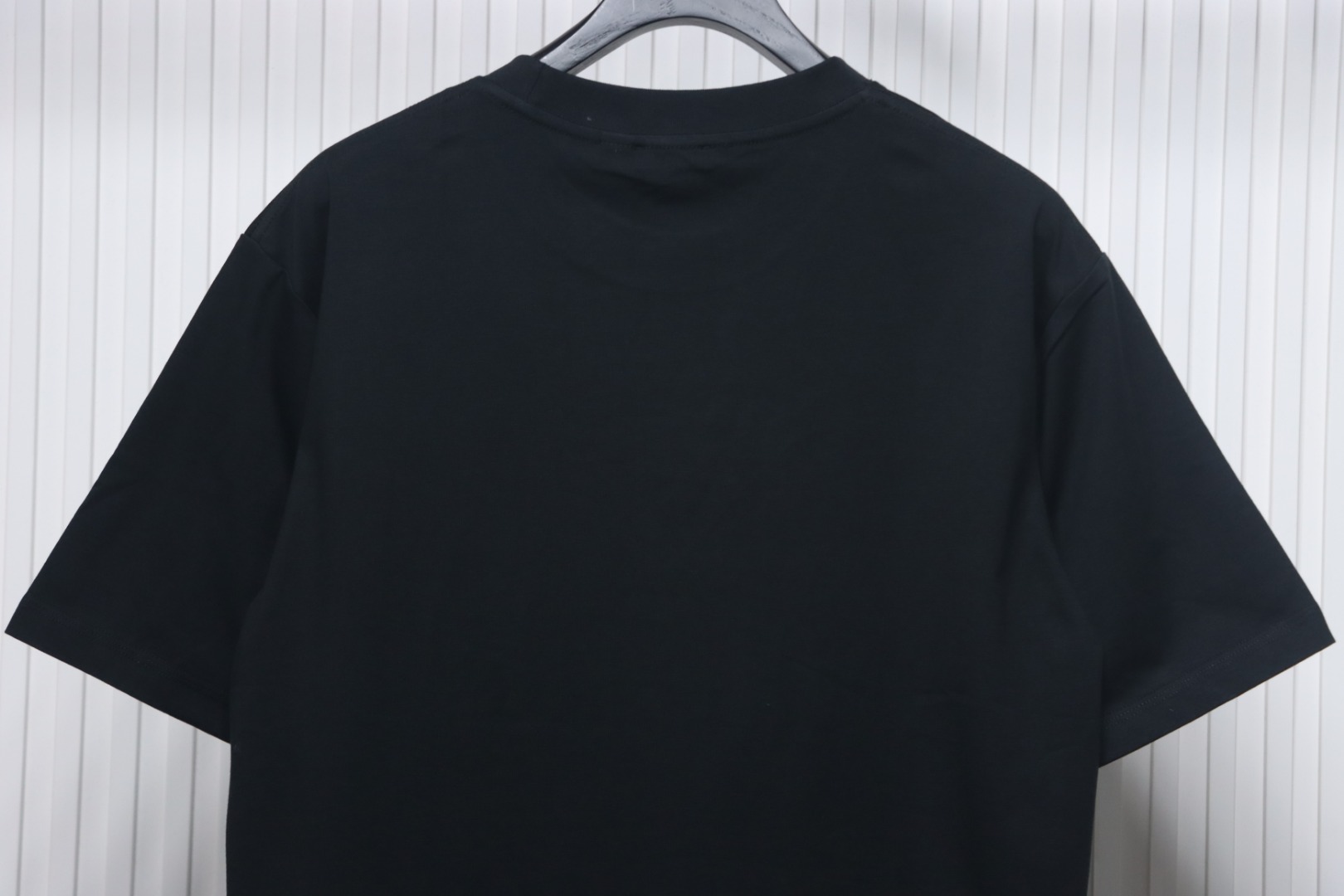 Burberry 25ss Warhorse Toothbrush Embroidery and Ink Splash Print Short Sleeve T-shirt Black