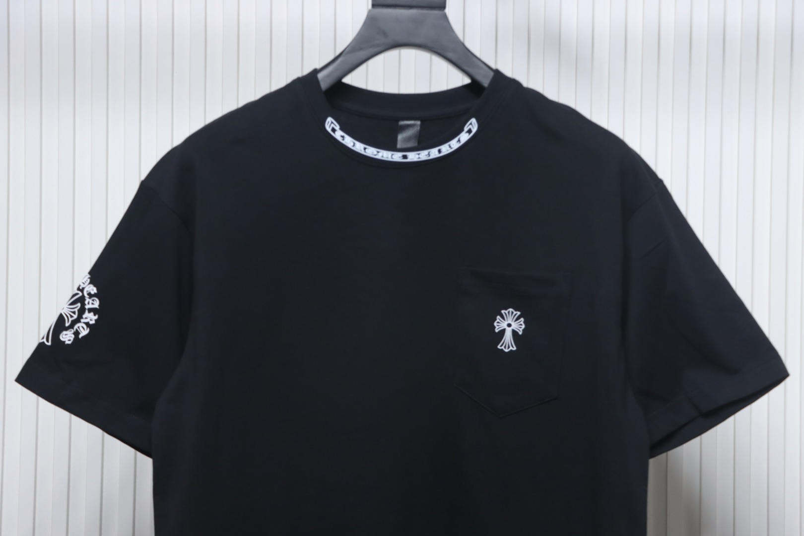 Chrome Hearts Neckline Sanskrit Short Sleeve (Black)