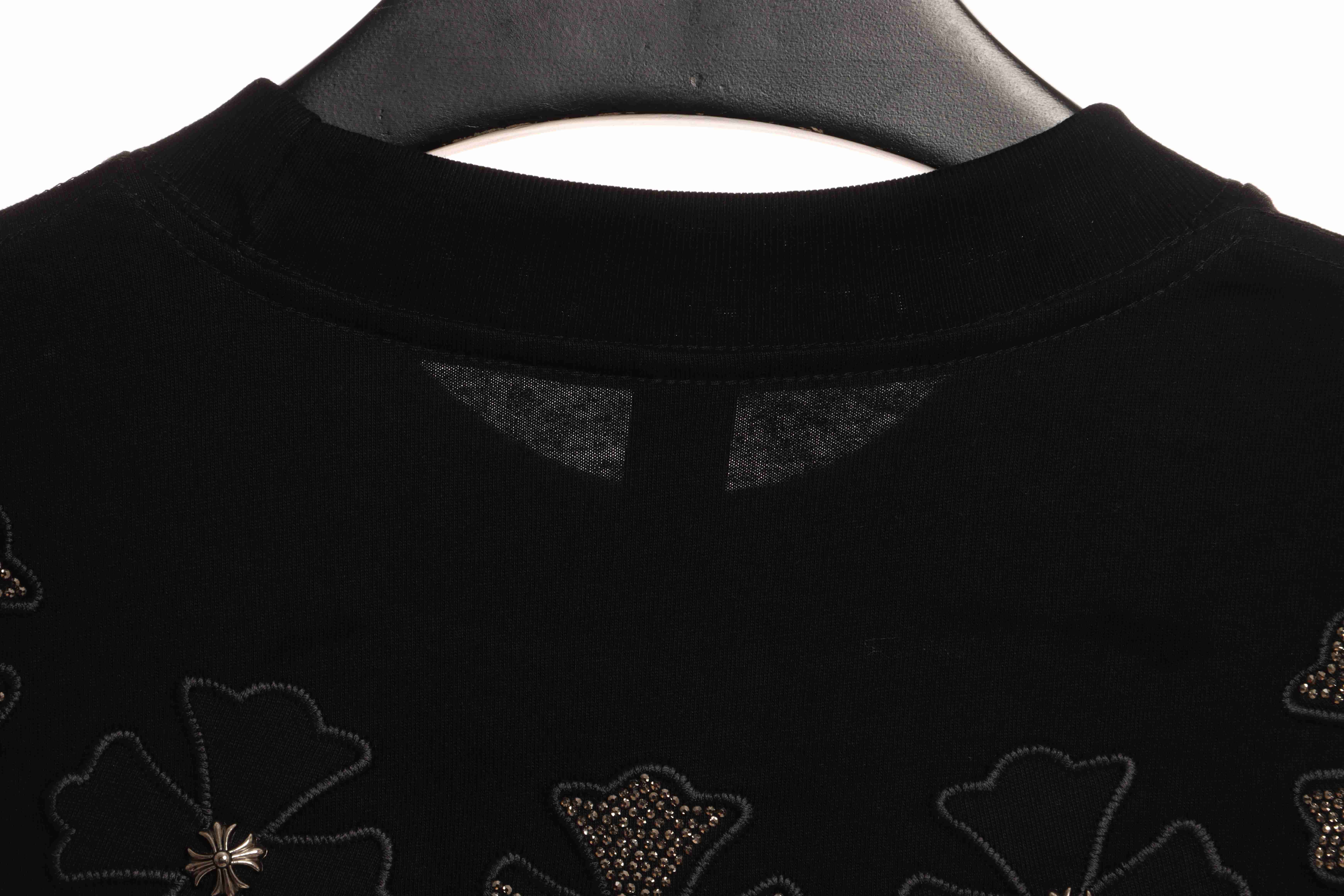 Chrome Heart Neckline Cross Rhinestone Short Sleeves Black