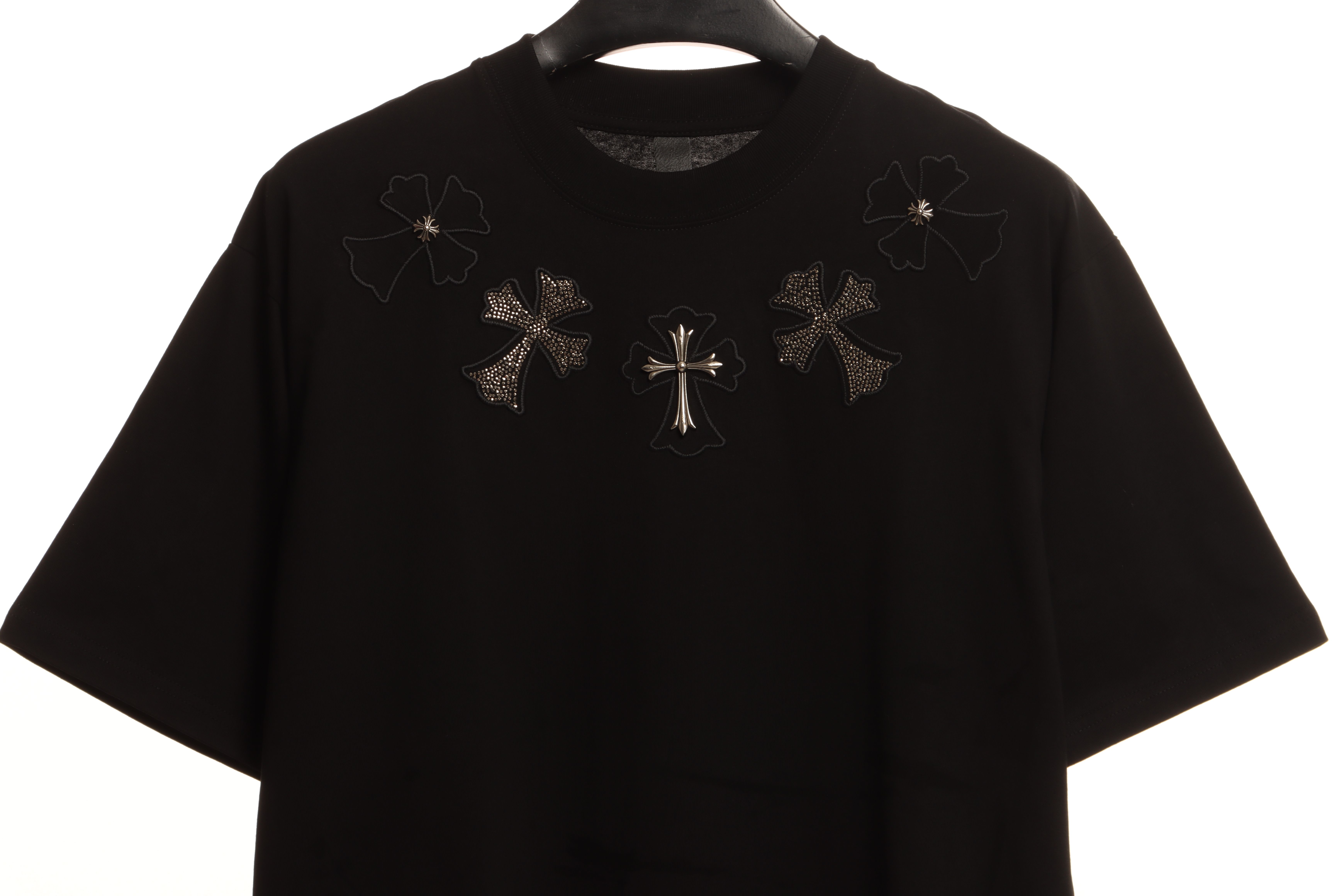 Chrome Heart Neckline Cross Rhinestone Short Sleeves Black