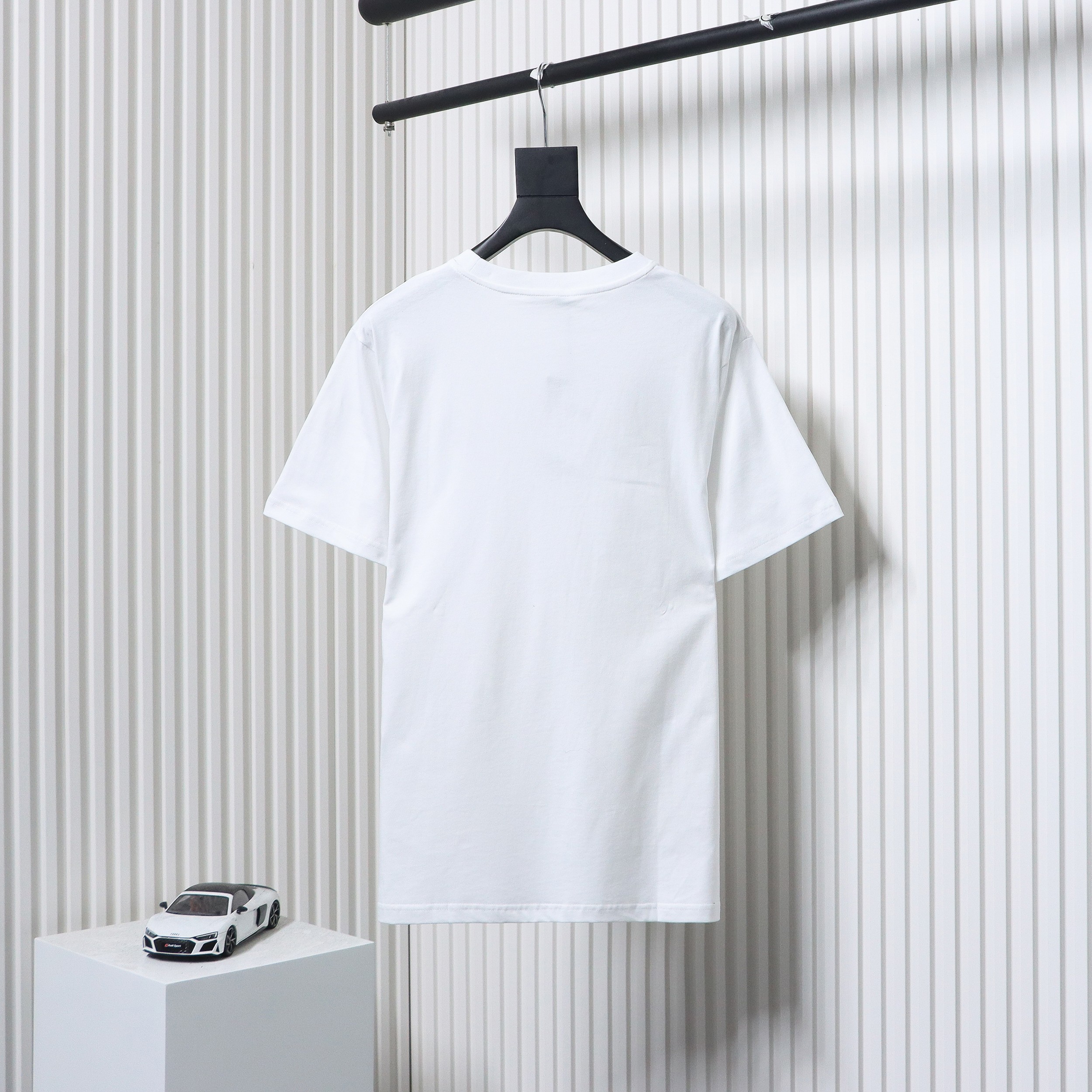 Dior classic bee embroidered short sleeve white