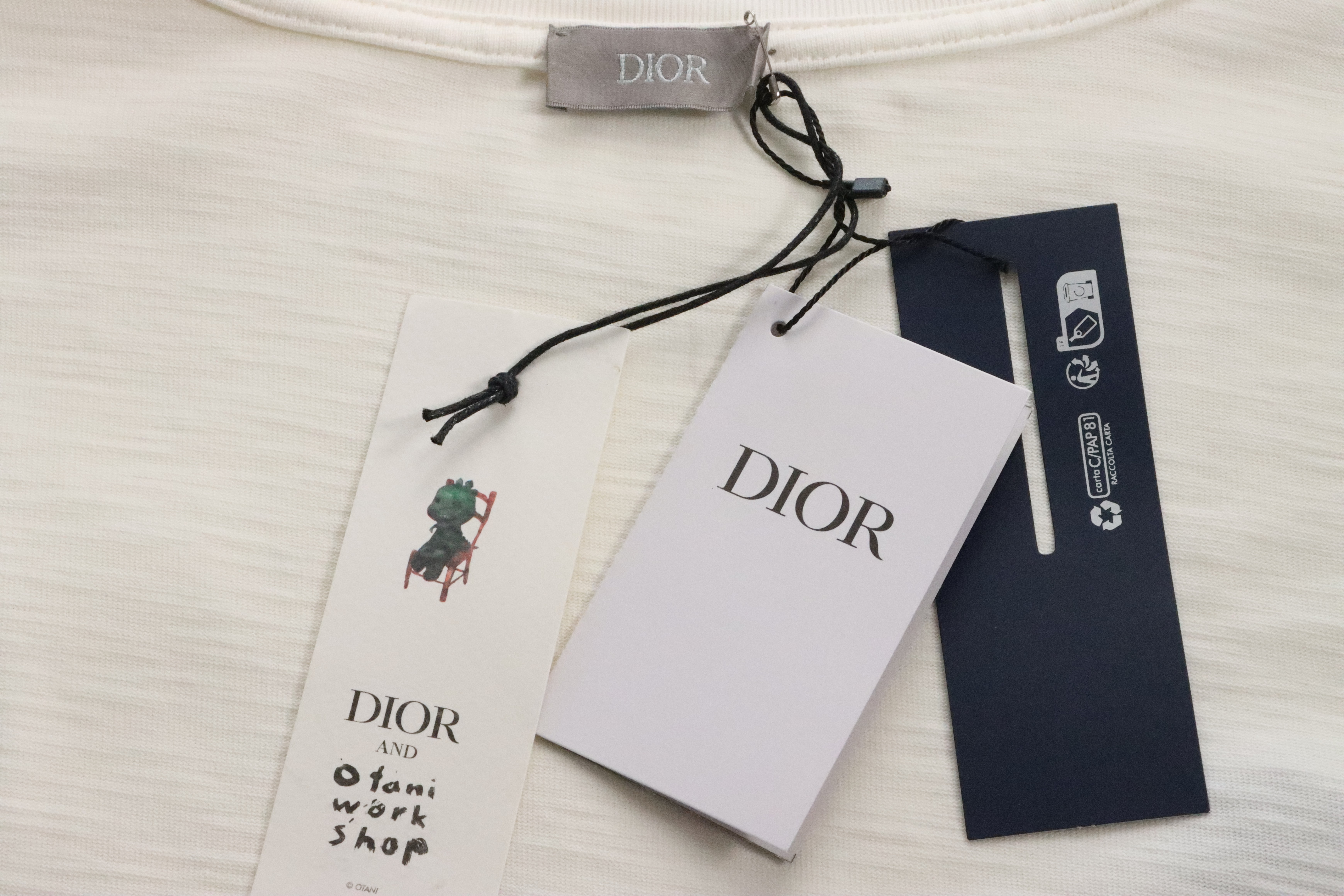 Dior Dinosaur Pocket Embroidered Short Sleeve white