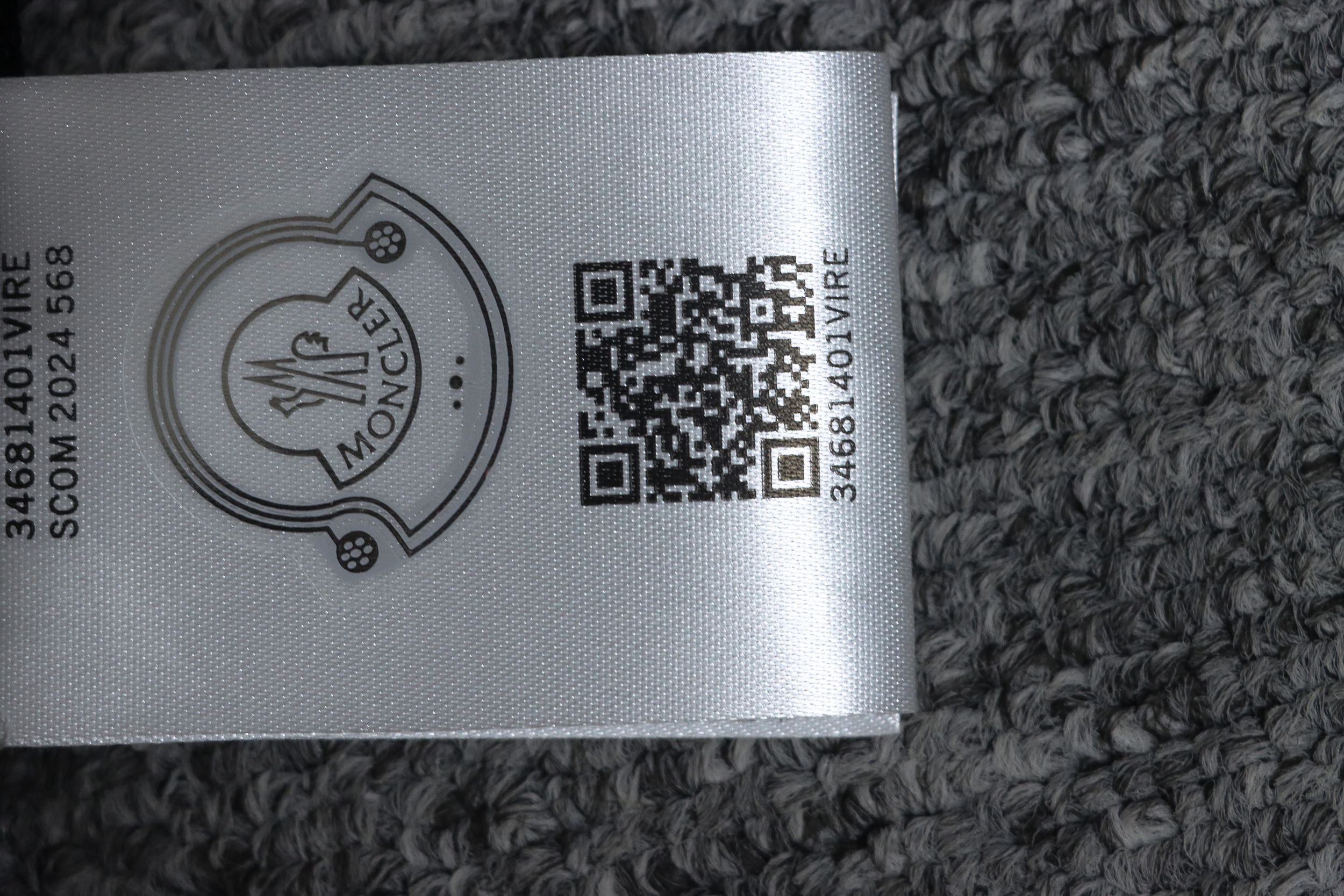 Moncler Classic Pocket Logo Woven Black