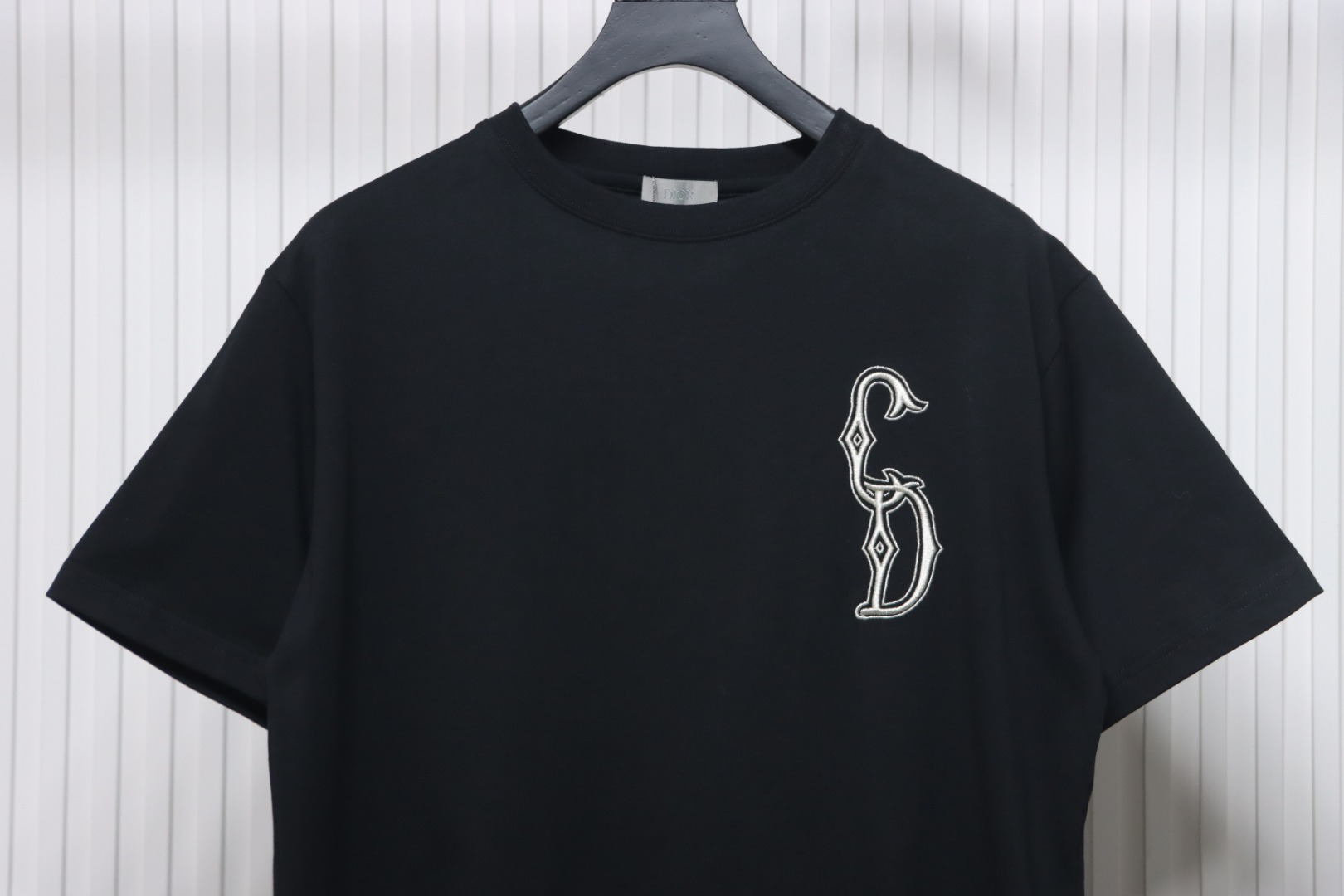 Dior 24ss gold thread embroidered CD short sleeve black