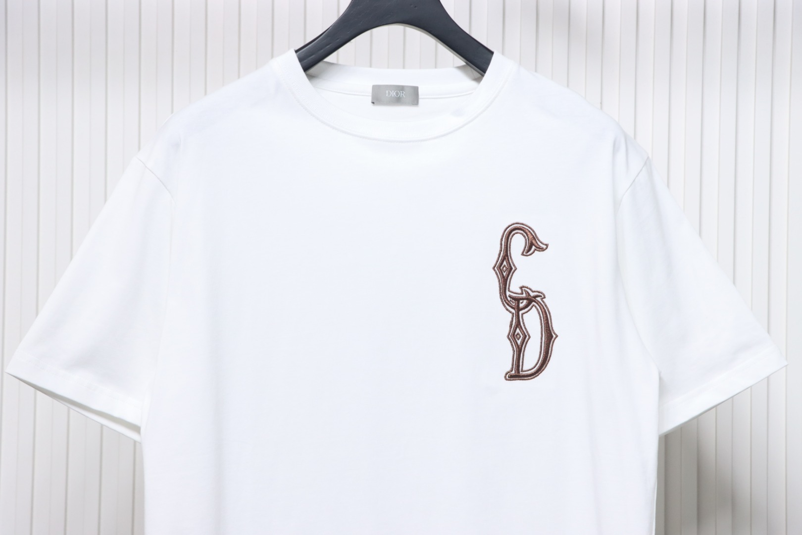 Dior 24ss gold thread embroidered CD short sleeve white 